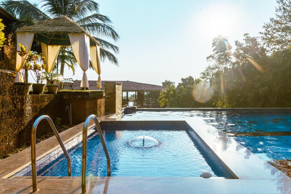 Kudle Beach View Resort And Spa Gokarna