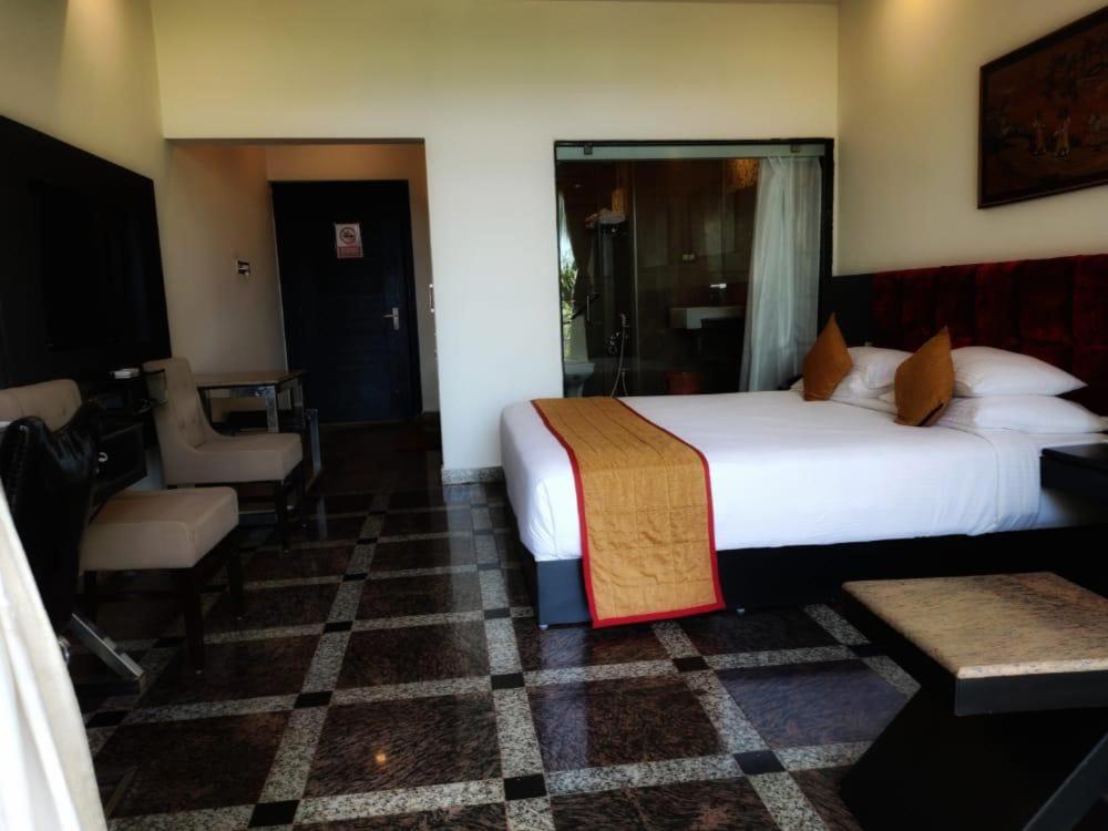 Kudle Beach View Resort And Spa Gokarna