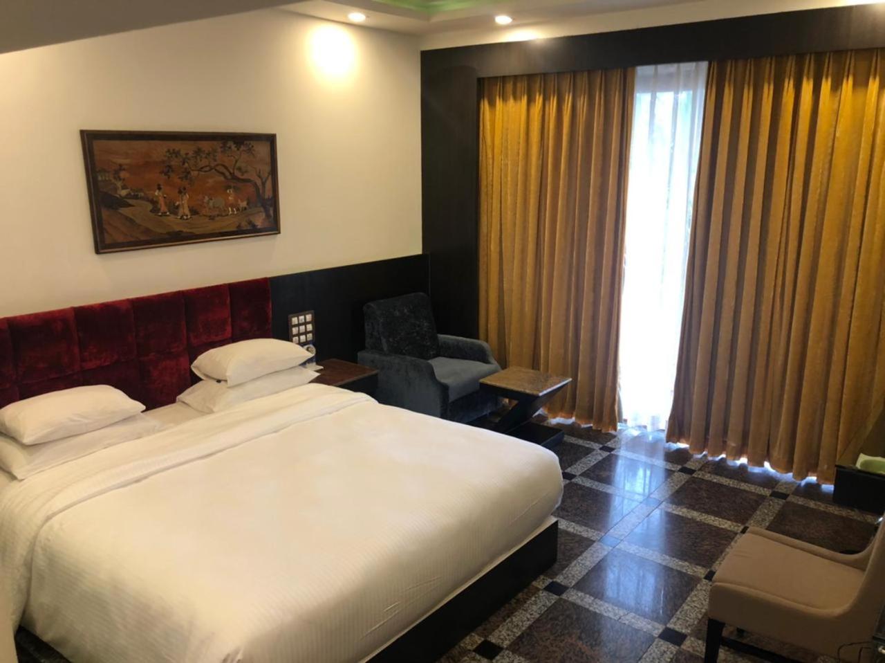 Kudle Beach View Resort And Spa Gokarna