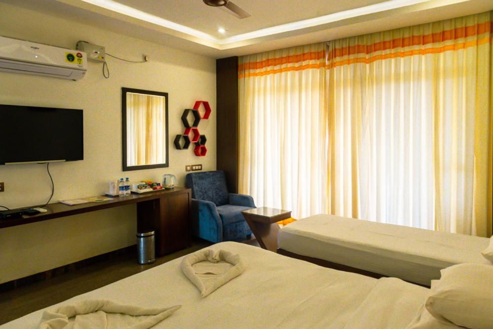 Kudle Beach View Resort And Spa Gokarna