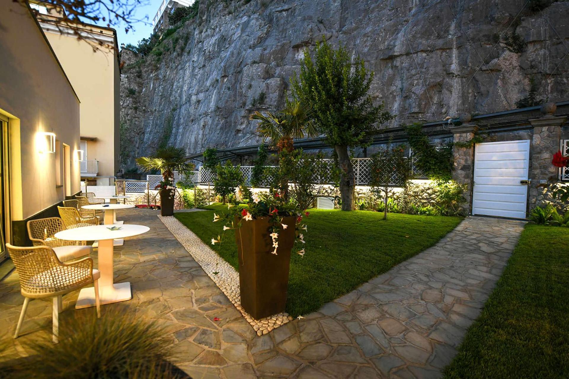Villa Marina Grande view 3