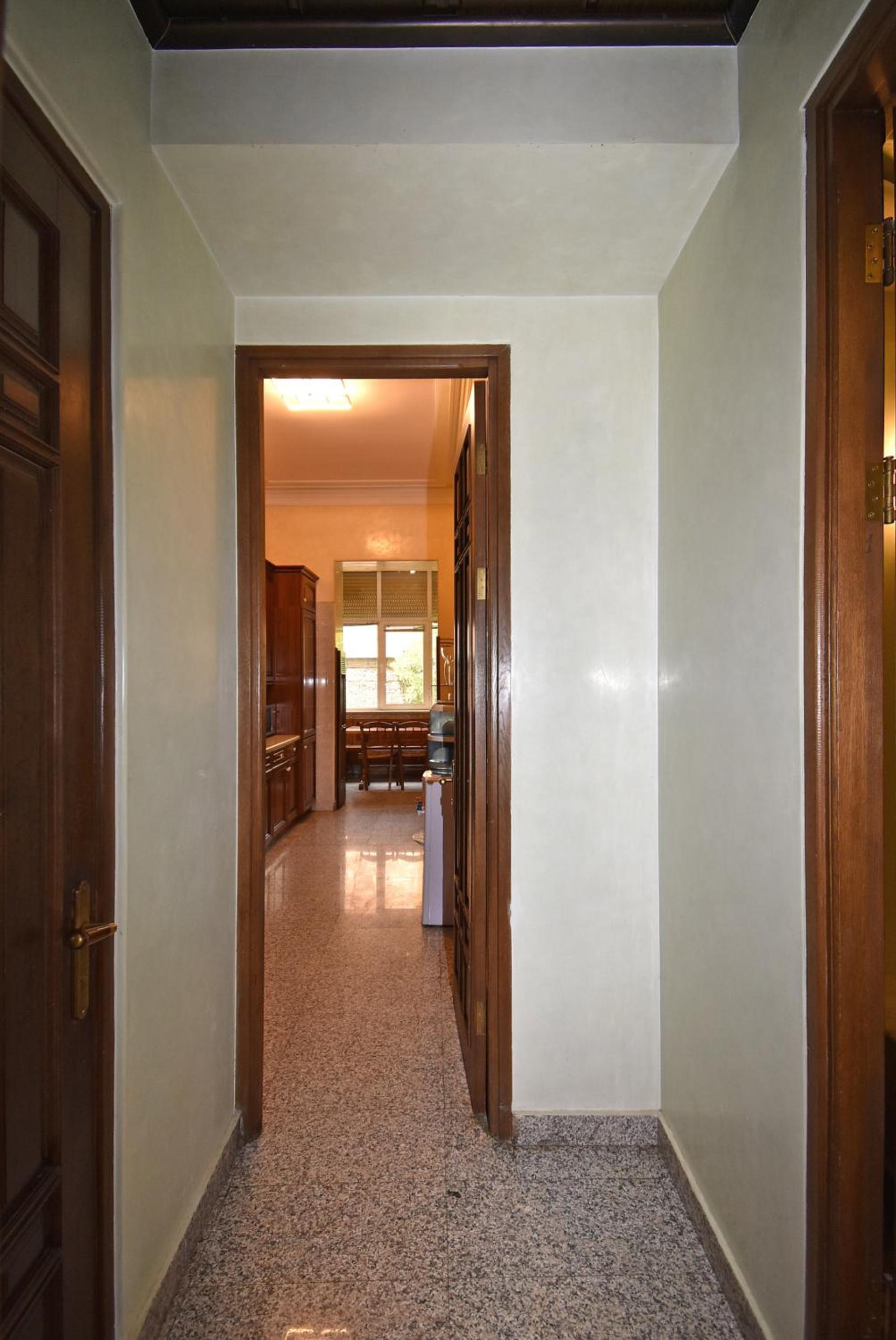 Northern Avenue, 2 bedrooms Beautiful, Renovated apartment TT339