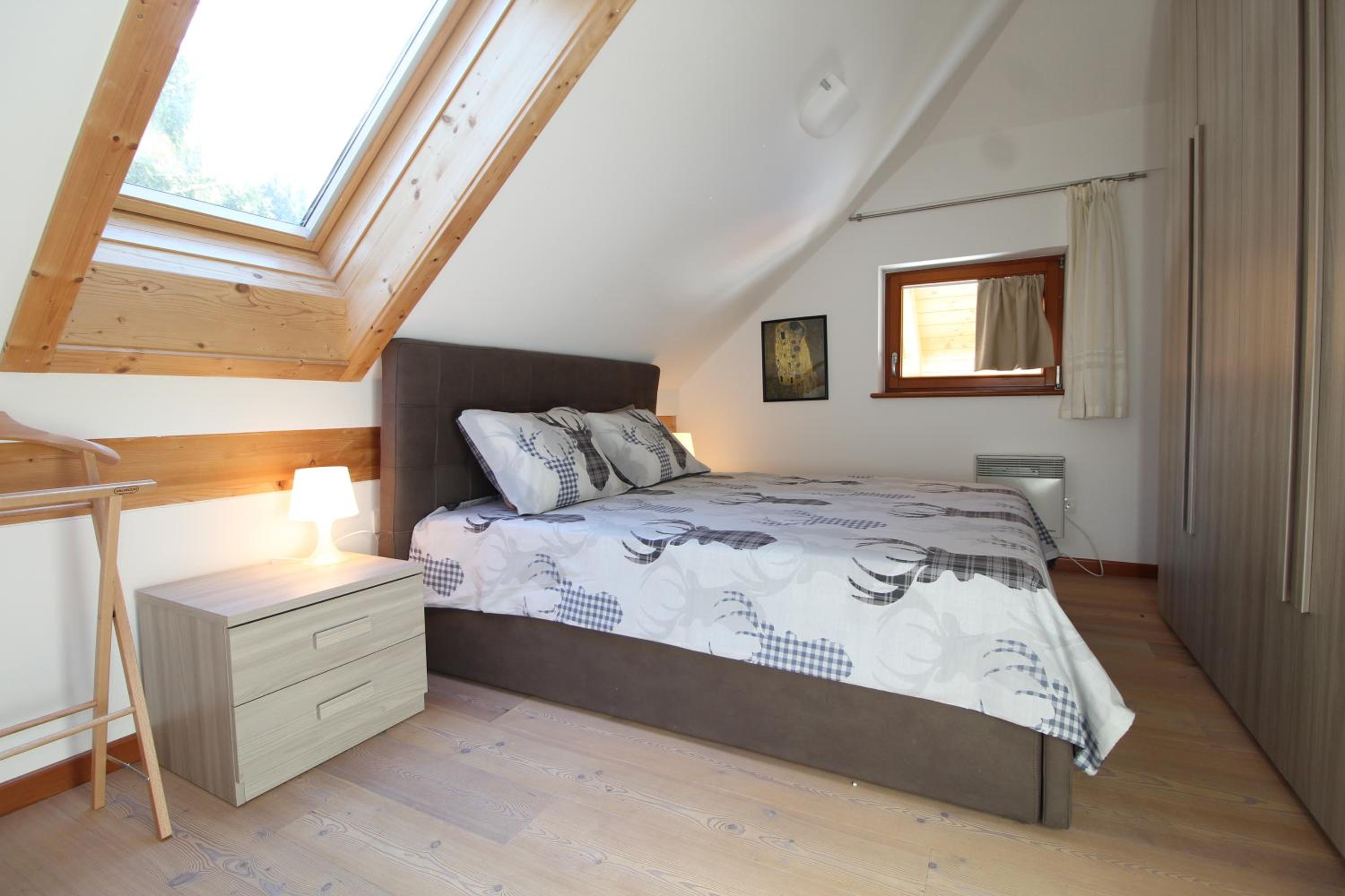 Ski-to-door Apartment PISTENBLICK