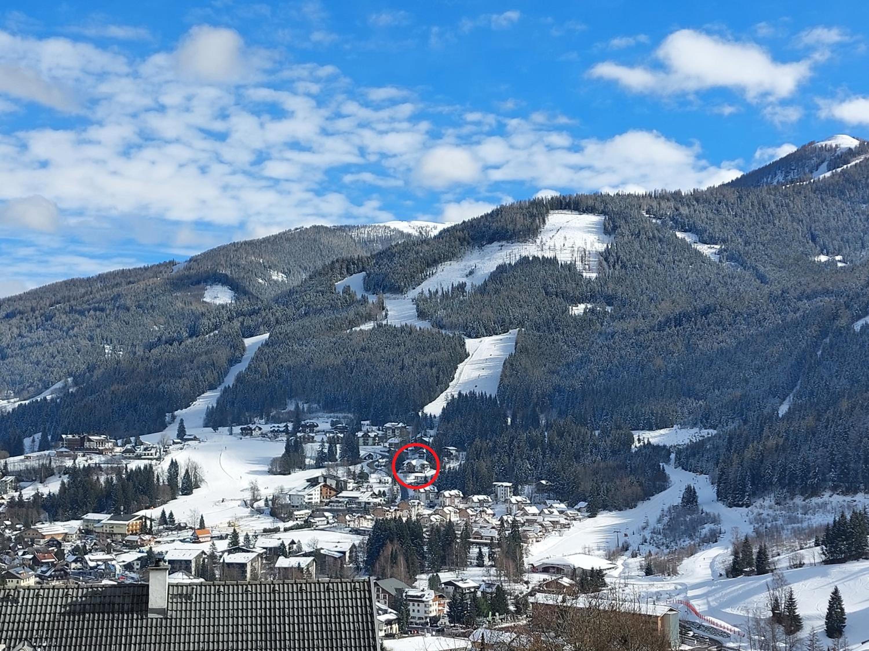 Ski-to-door Apartment PISTENBLICK