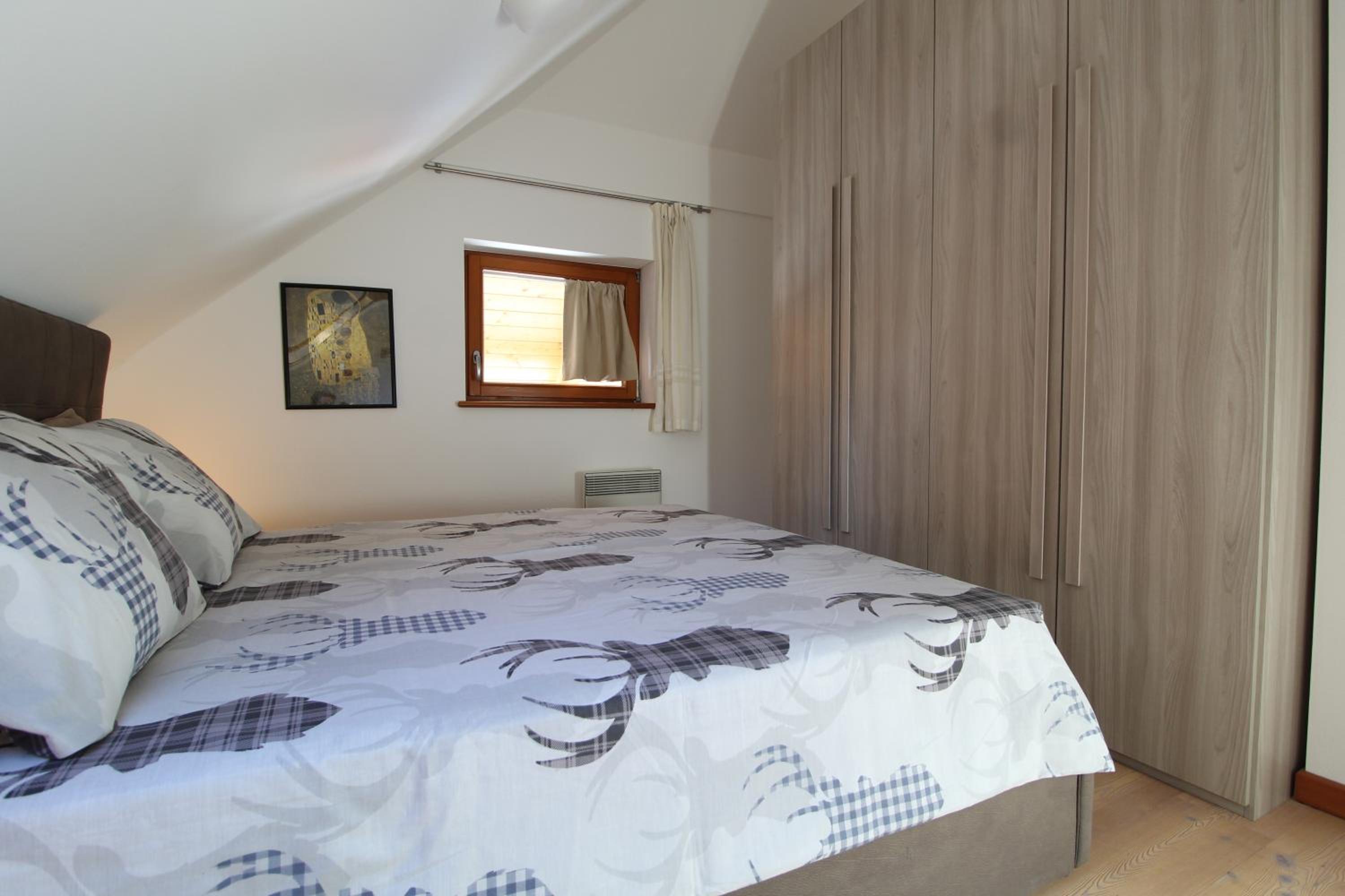 Ski-to-door Apartment PISTENBLICK