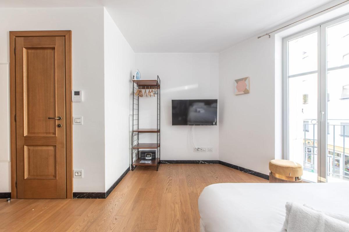 Deluxe Studio with Balcony - Cannes Center - Marche Forville - 5 min Palais, Croisette & Plages photo 5