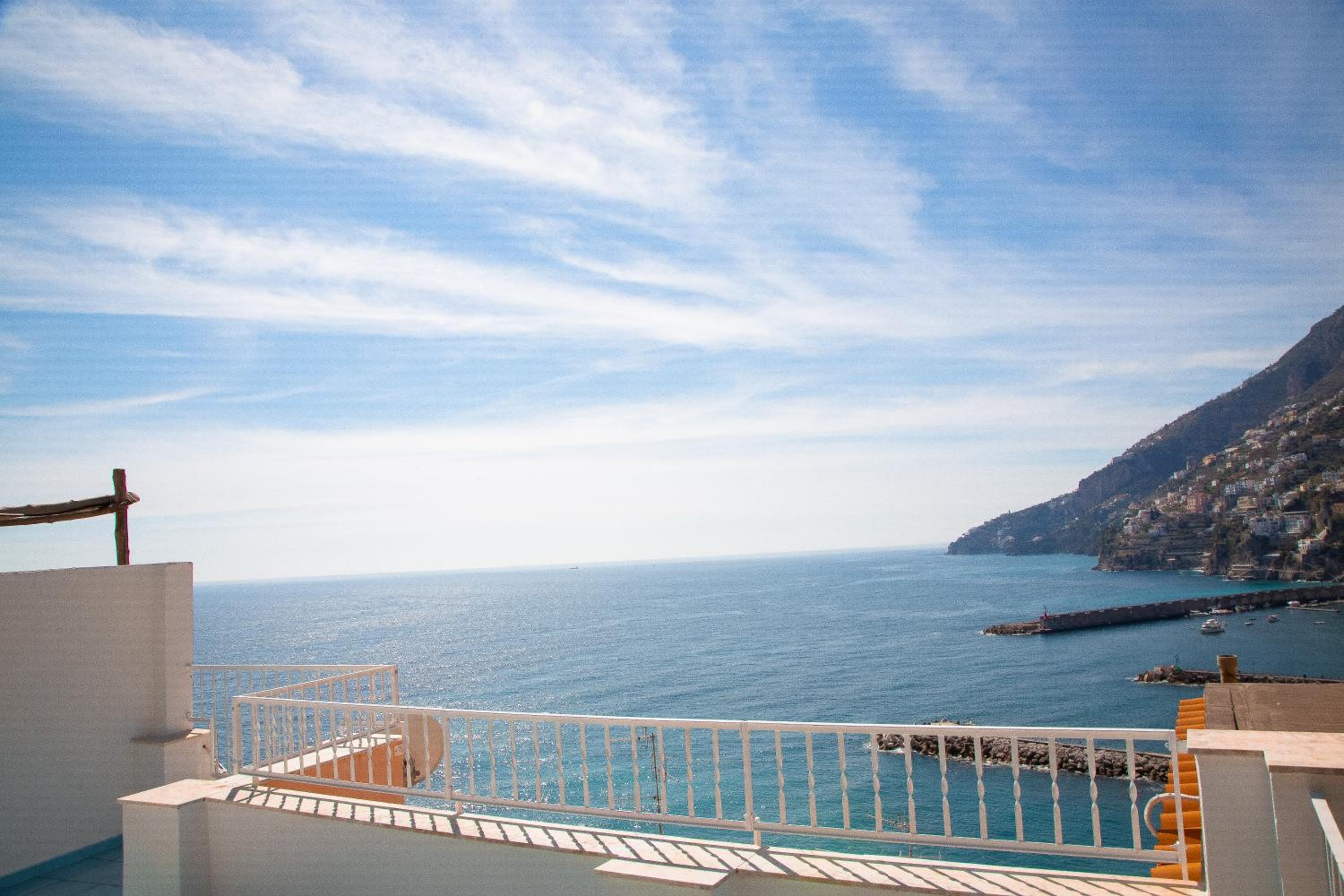 Infinity Sea View House photo 3