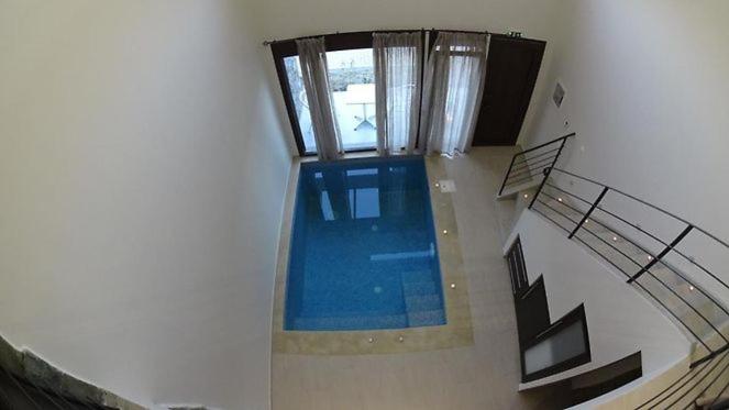 Photo 44