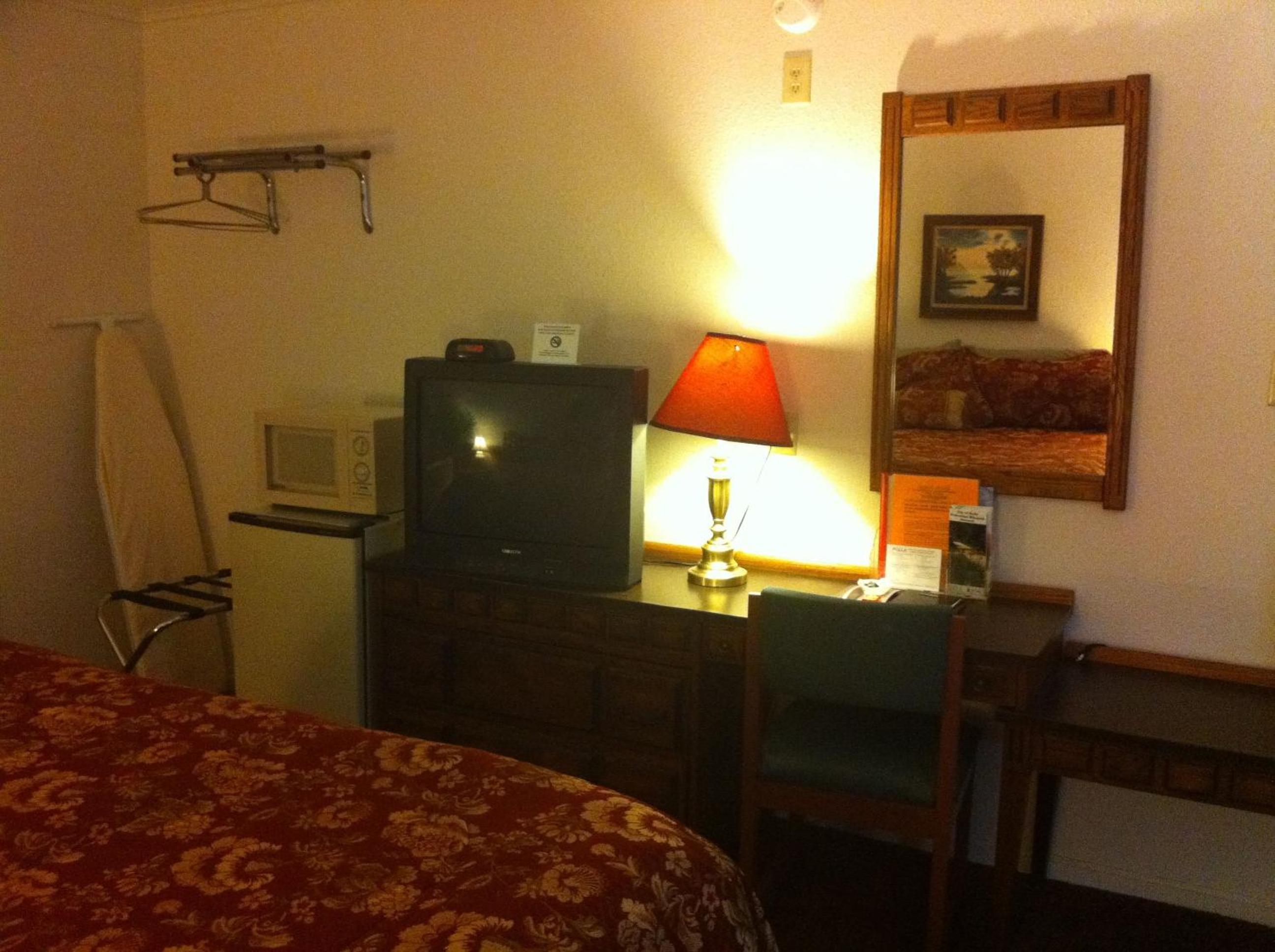 Rustic Motel Rolla