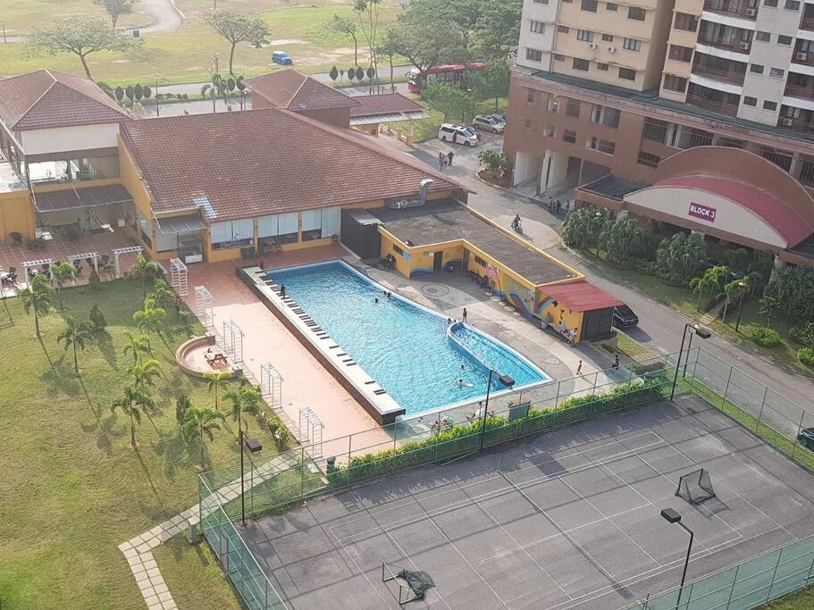 D Savoy 3 Bedroom Condo within Famosa Resort photo 3