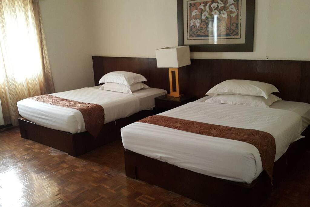 D Savoy 3 Bedroom Condo within Famosa Resort photo 5