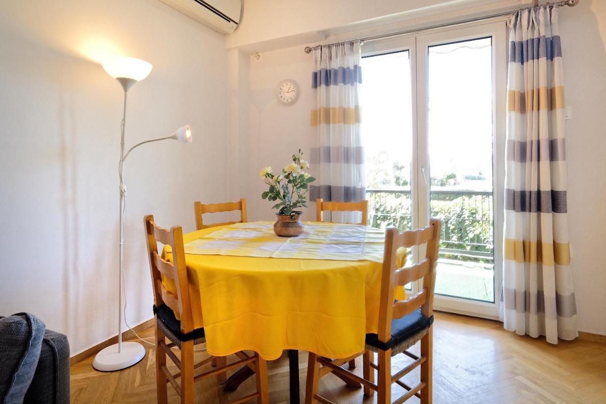 Glyfada Breeze Apartments