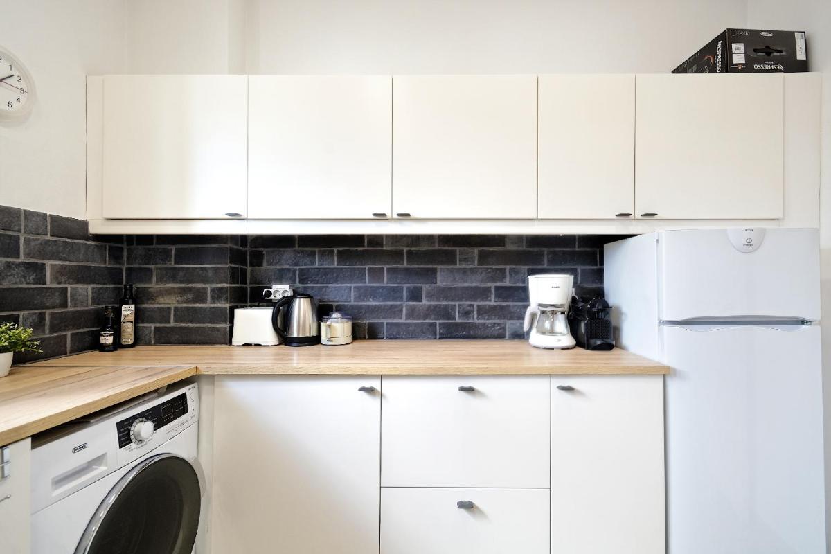 Glyfada Breeze Apartments