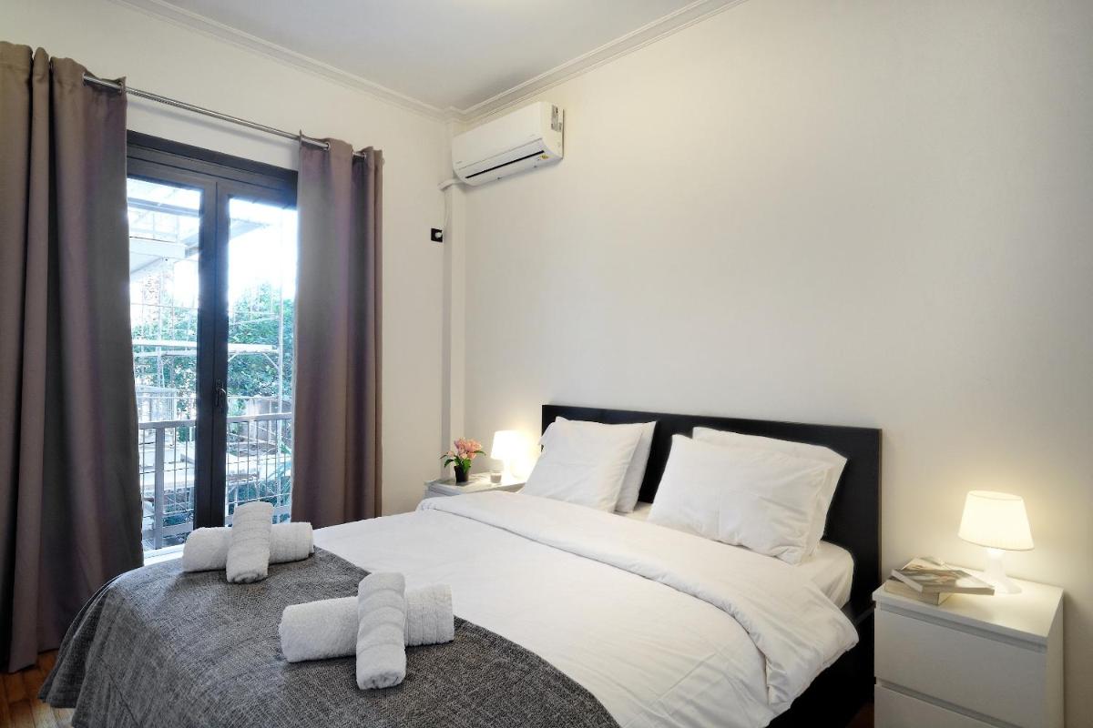 Glyfada Breeze Apartments