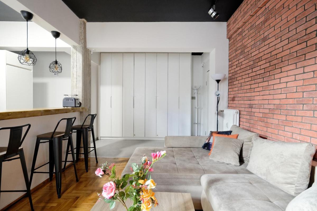 Glyfada Breeze Apartments