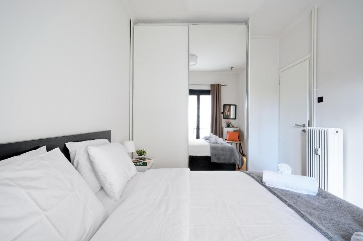 Glyfada Breeze Apartments