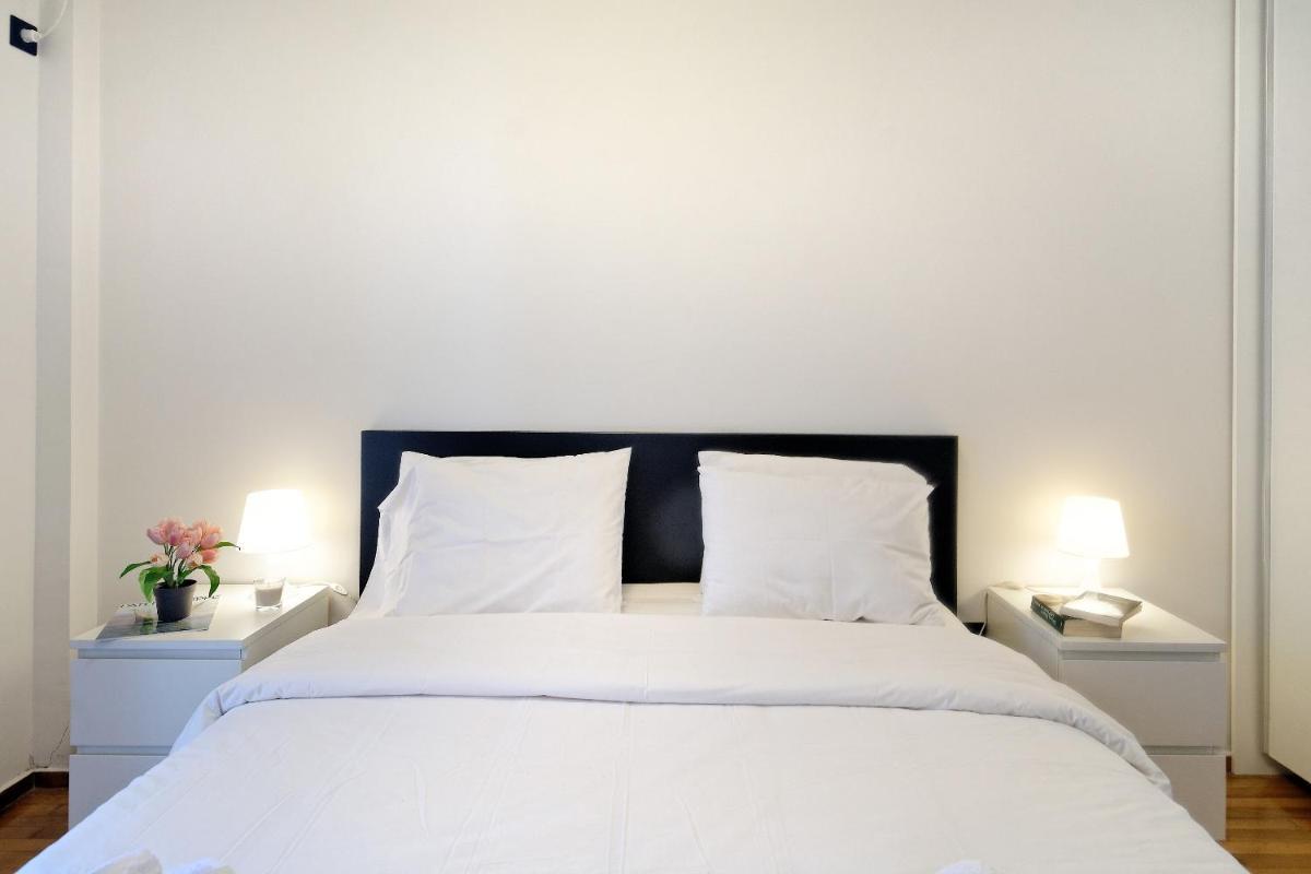 Glyfada Breeze Apartments