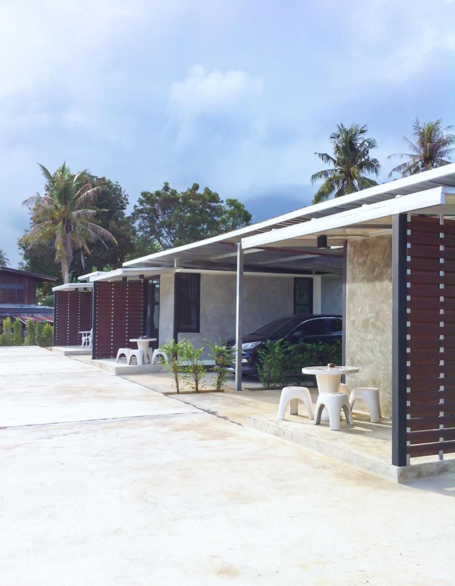 outdoor BBQ area