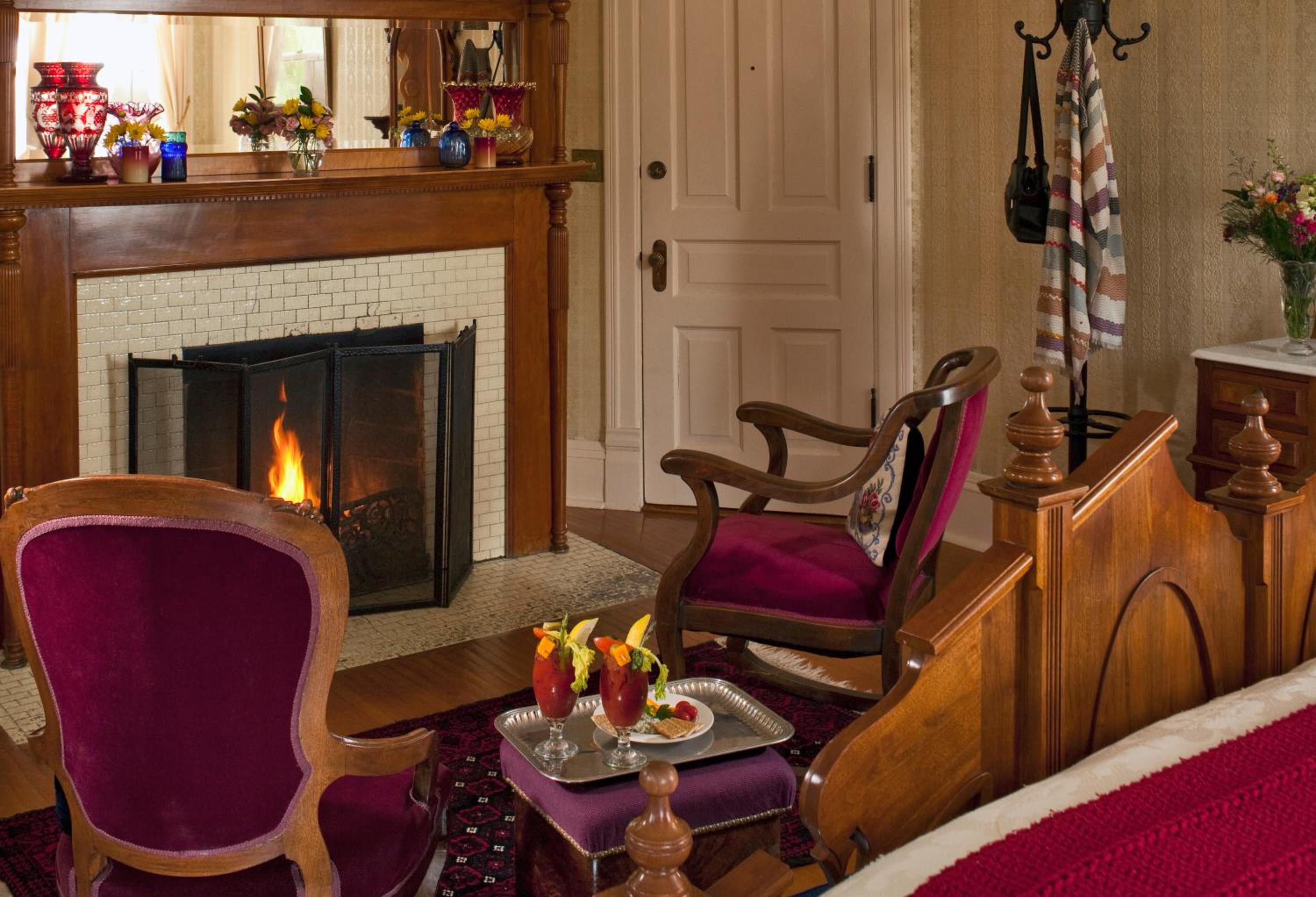 Old Rittenhouse Inn