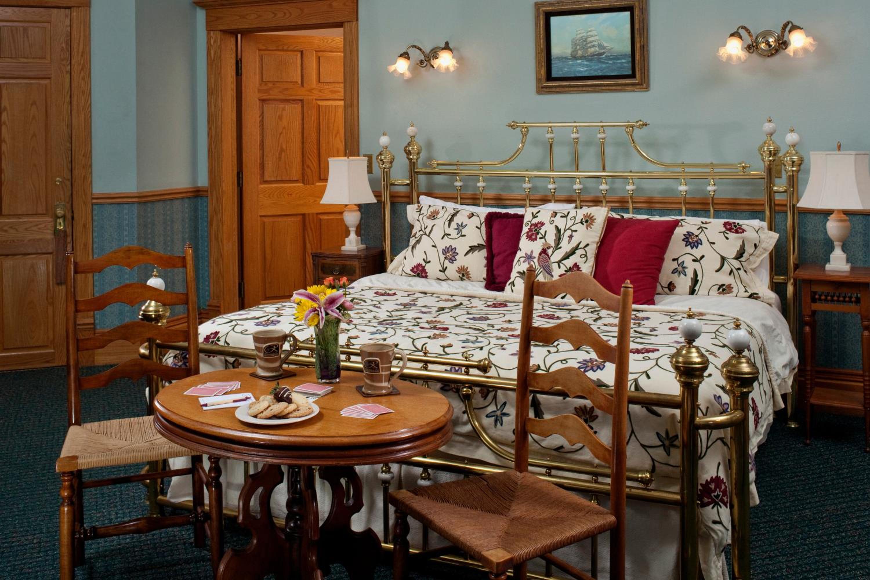 Old Rittenhouse Inn