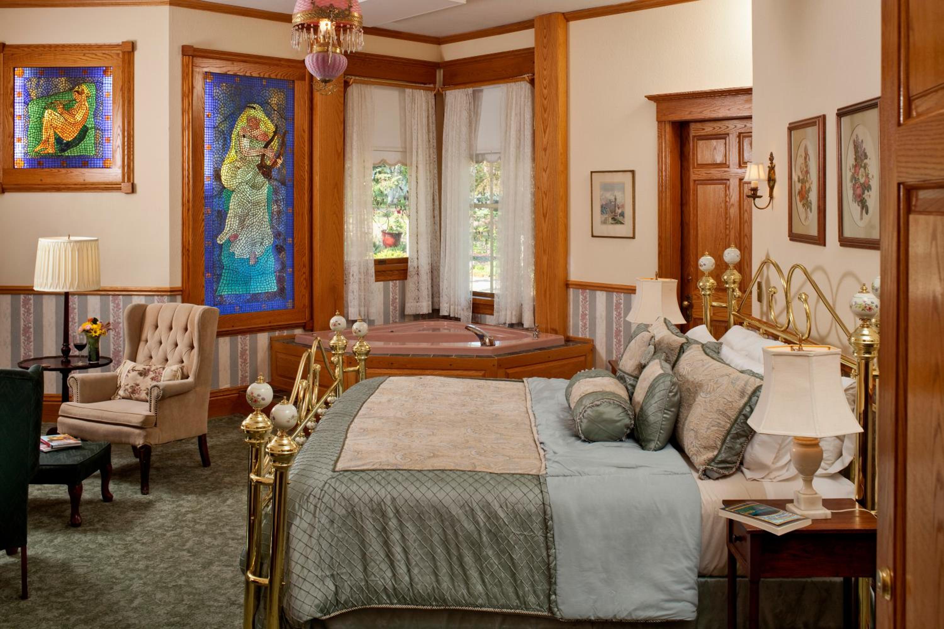 Old Rittenhouse Inn