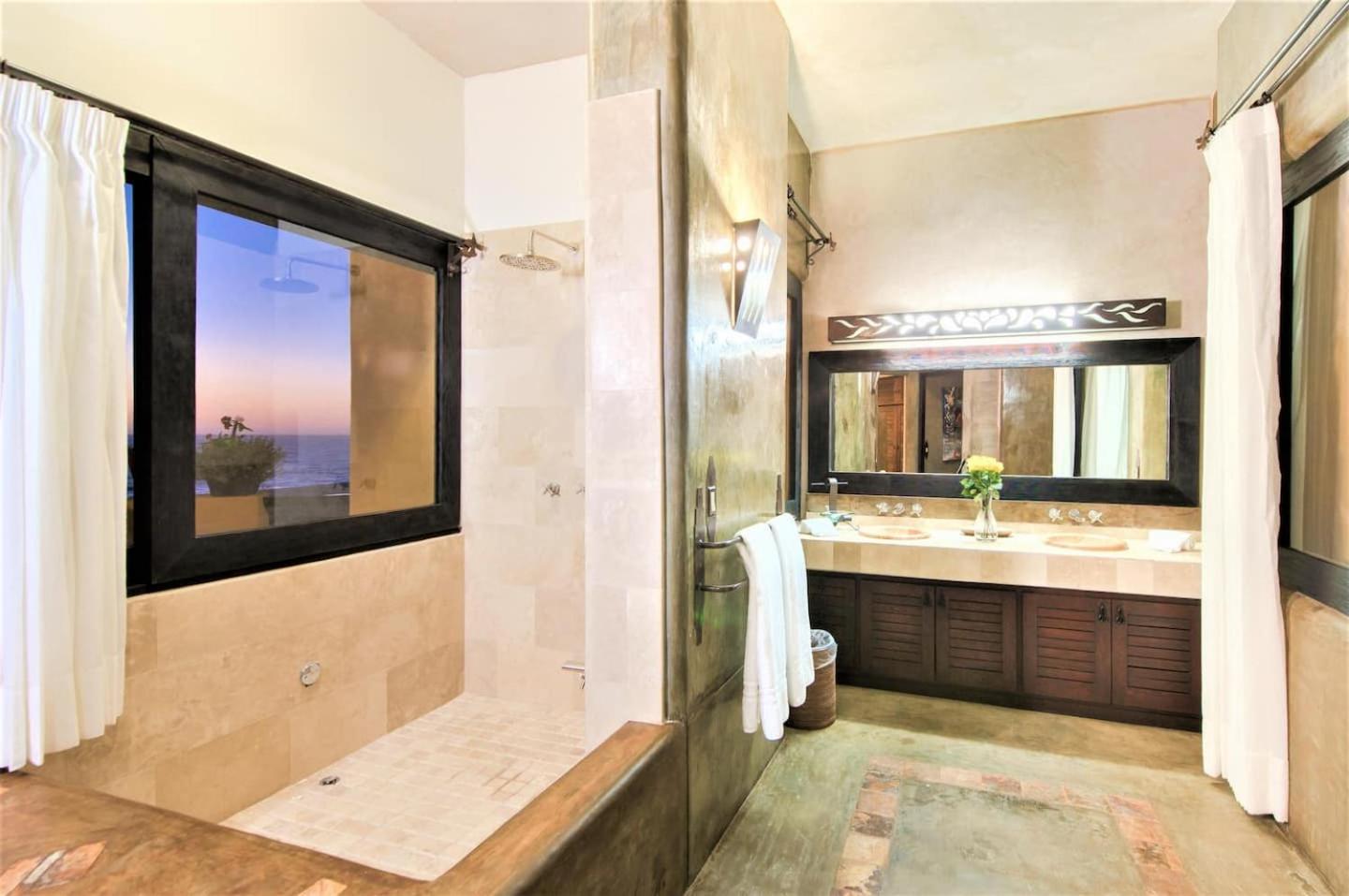 NEW Luxury Getaway - Pool, Spa, Sunset, VIEWS @ Casa Bella