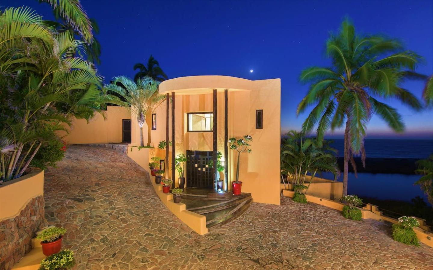 NEW Luxury Getaway - Pool, Spa, Sunset, VIEWS @ Casa Bella