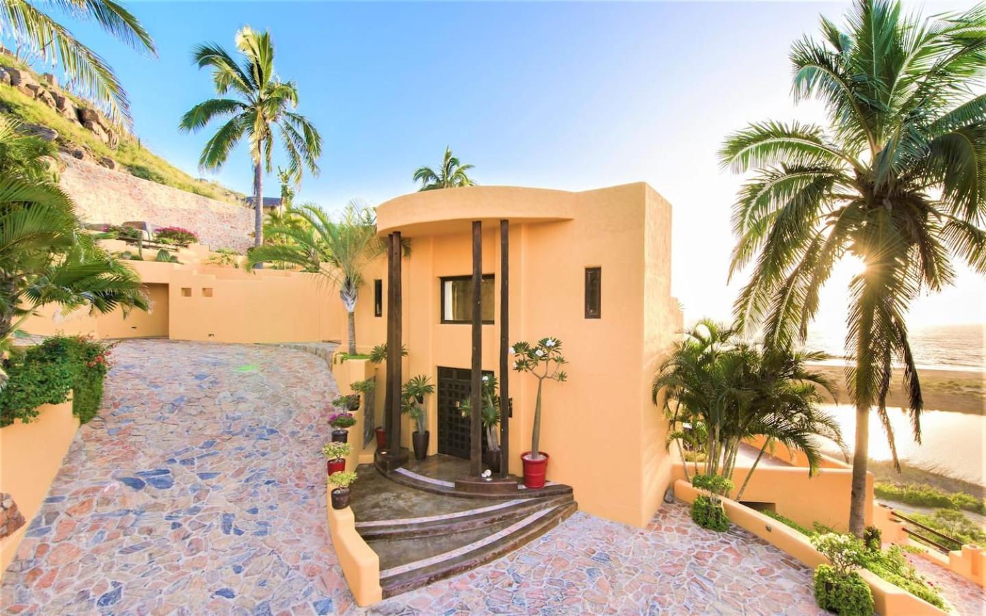 NEW Luxury Getaway - Pool, Spa, Sunset, VIEWS @ Casa Bella, photo 13