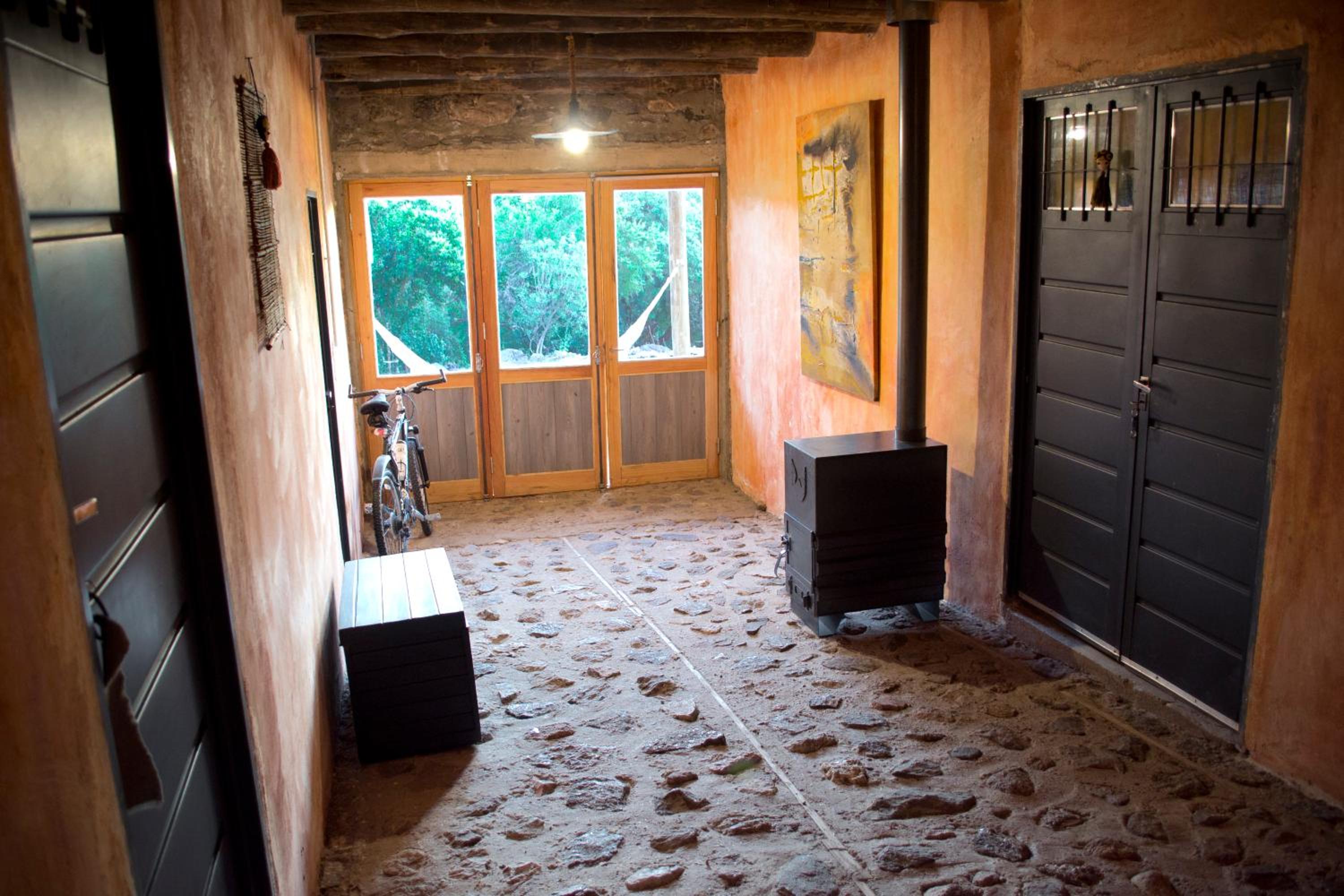 Tierra Sagrada Eco Lodge