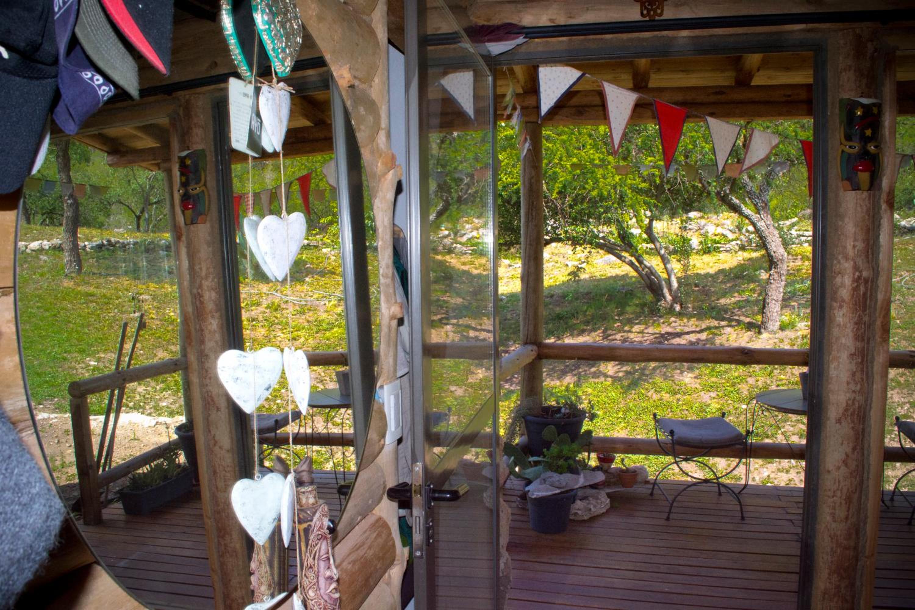 Tierra Sagrada Eco Lodge