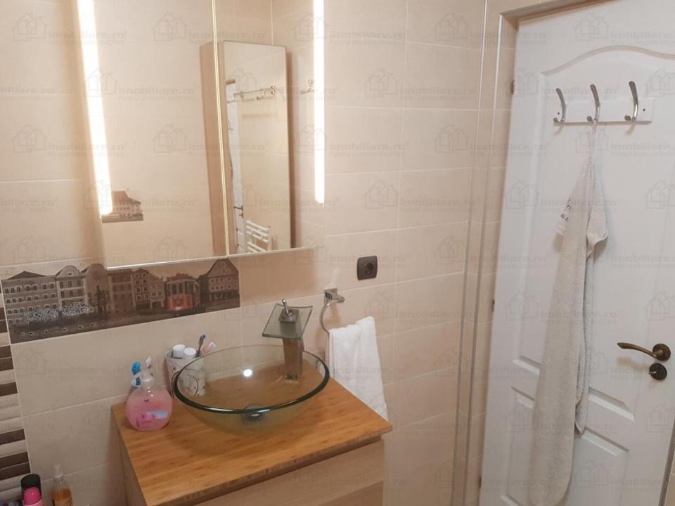 Central luxury apartment in Platinia Residence