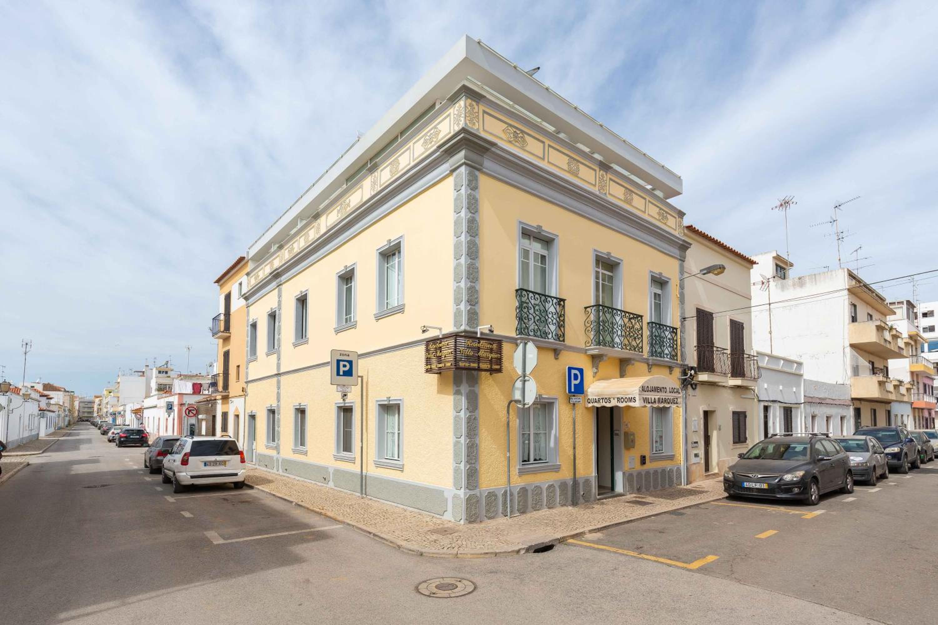 Hotel Villa Marquez - Image 1