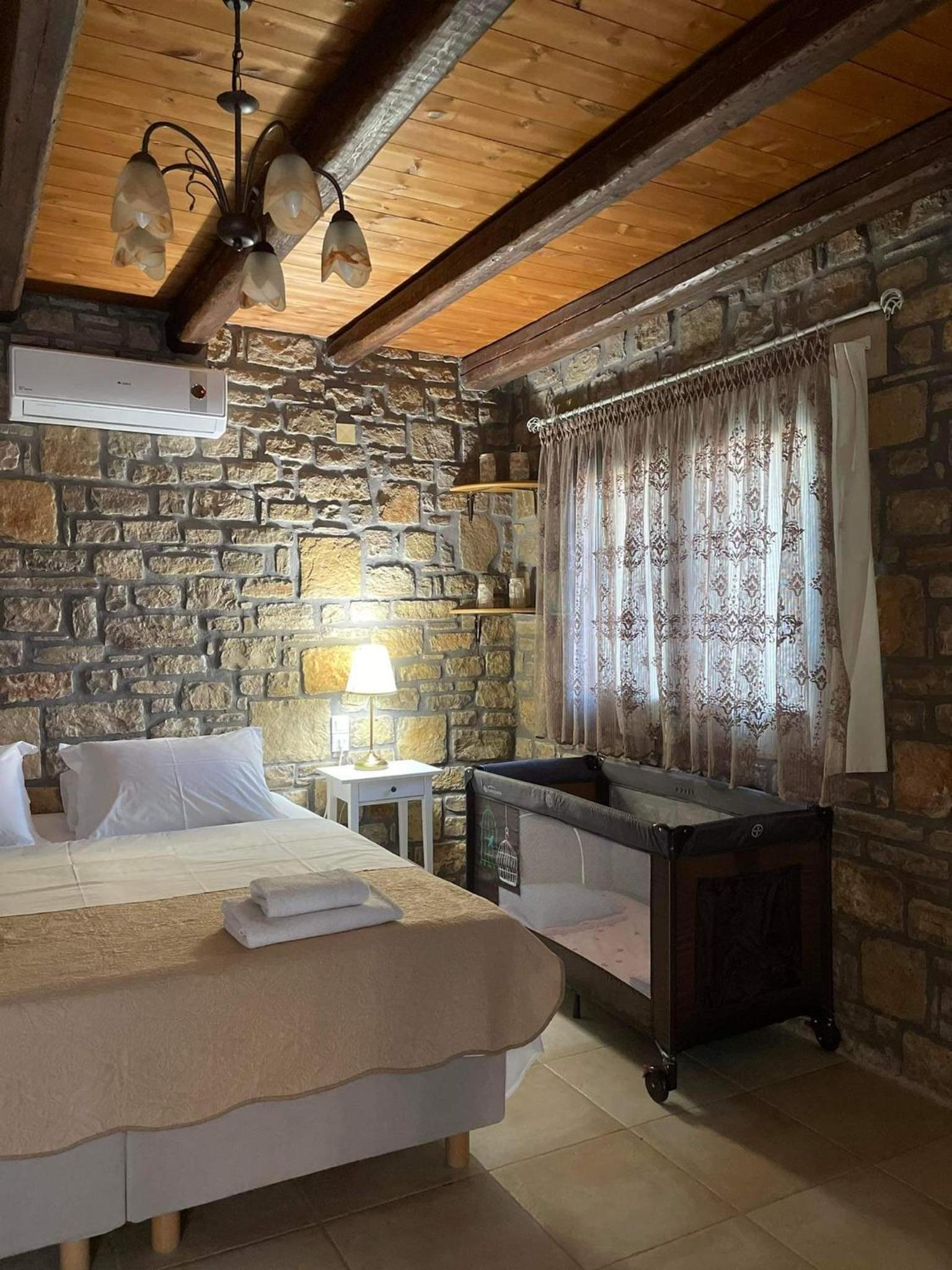Villa Ammos at the beach Afrathias view 5
