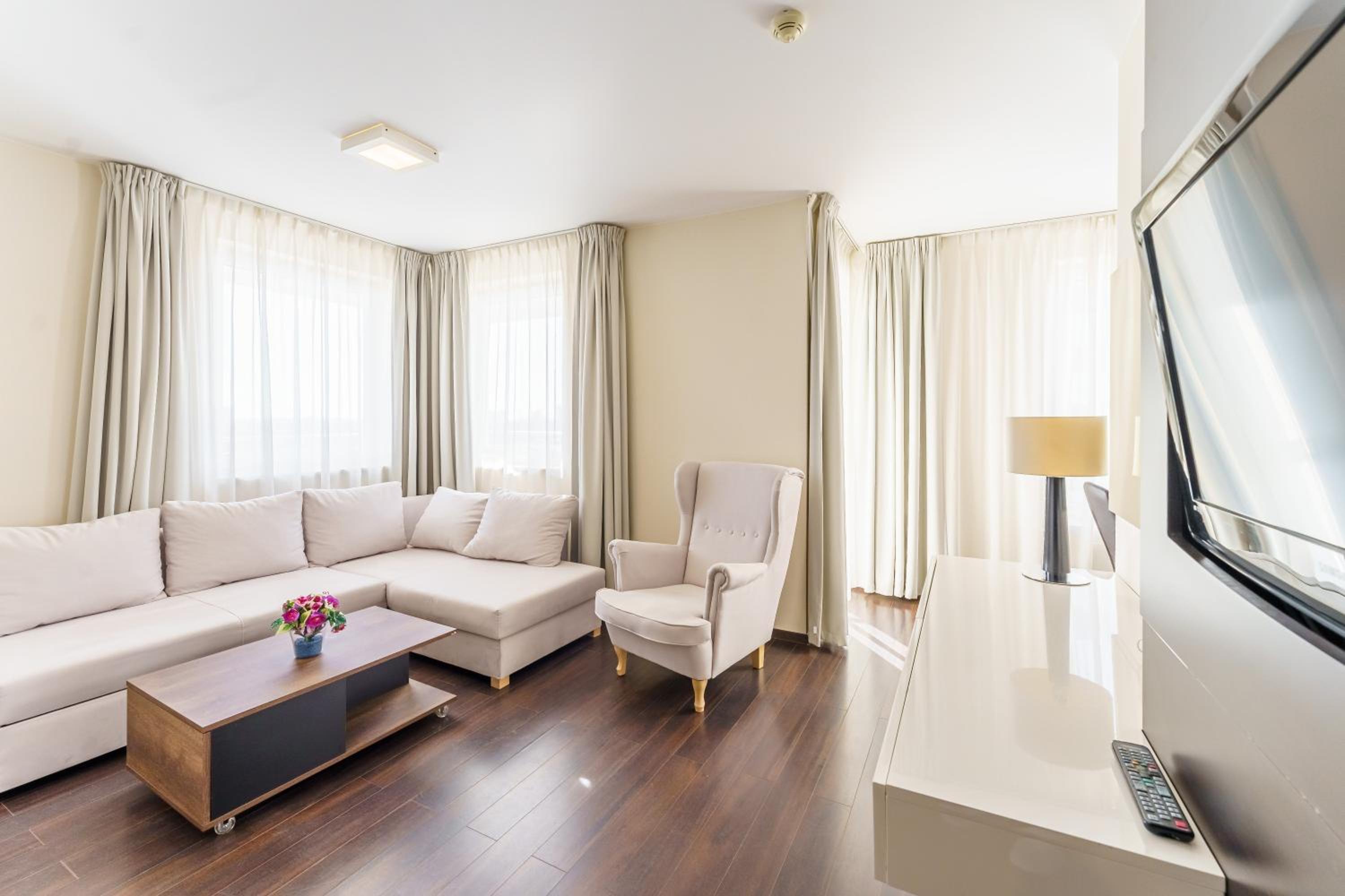 3L Apartments Diva