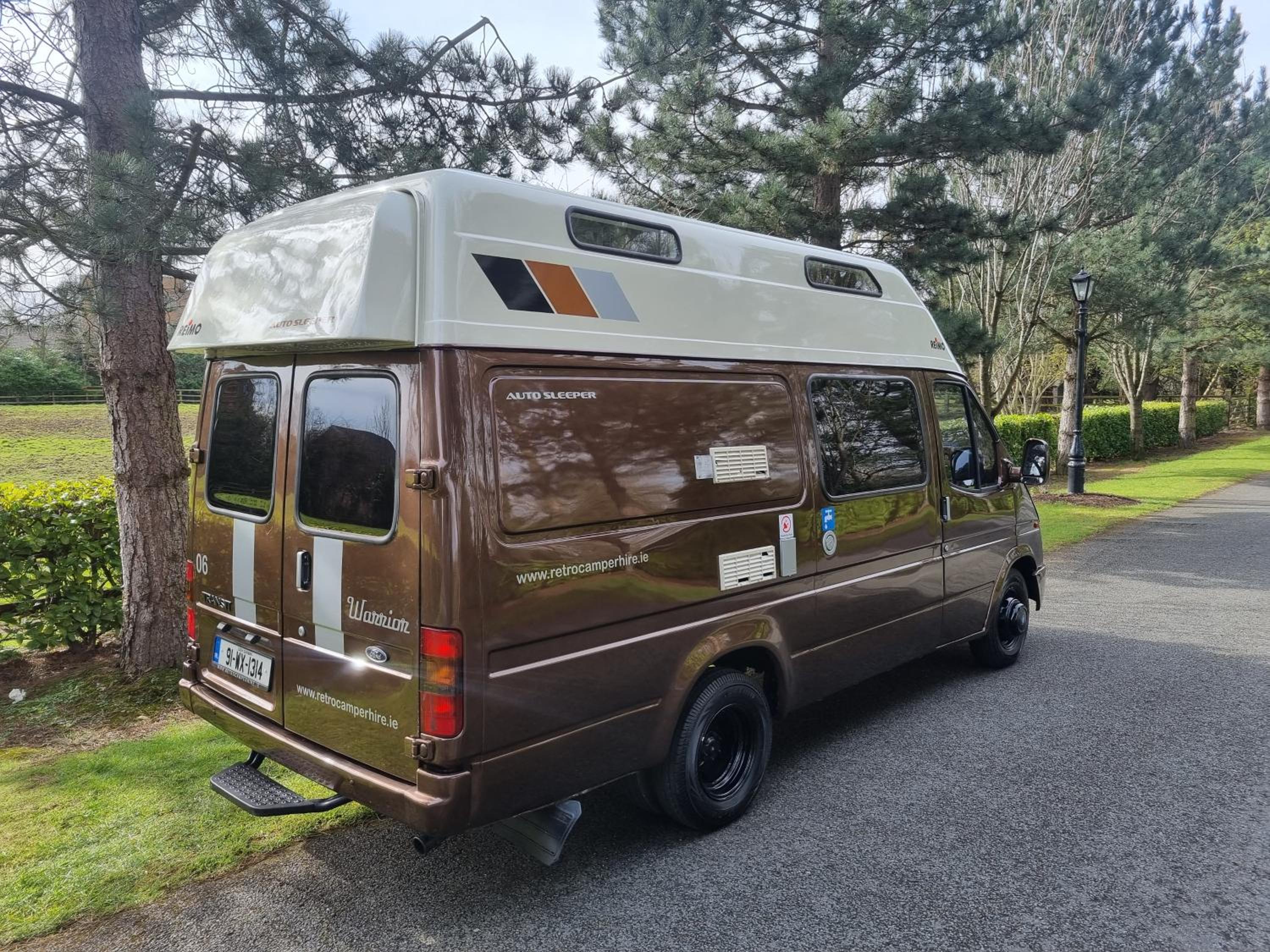 RETRO CAMPER HIRE LTD Campervan Hire Company
