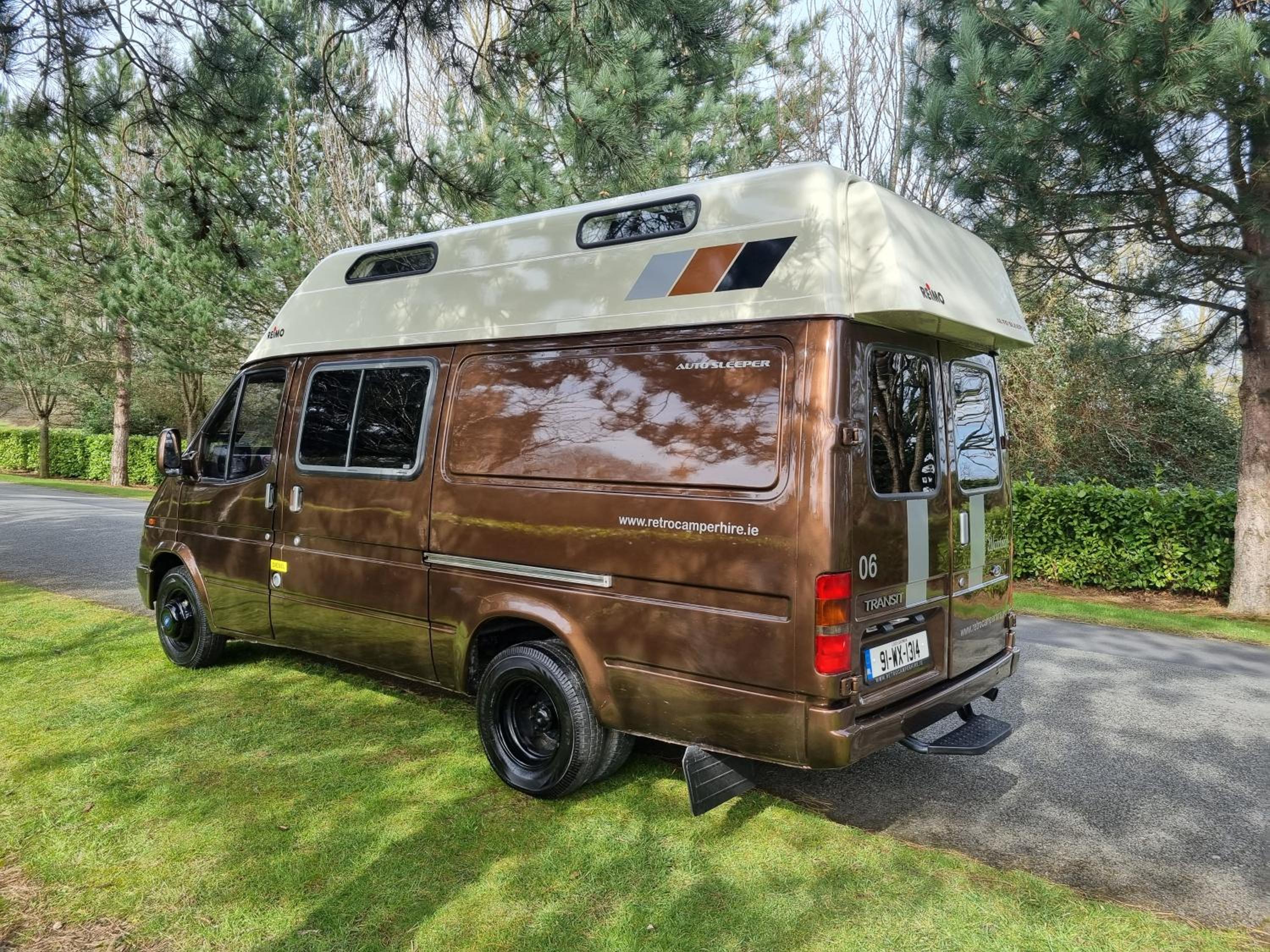 RETRO CAMPER HIRE LTD Campervan Hire Company