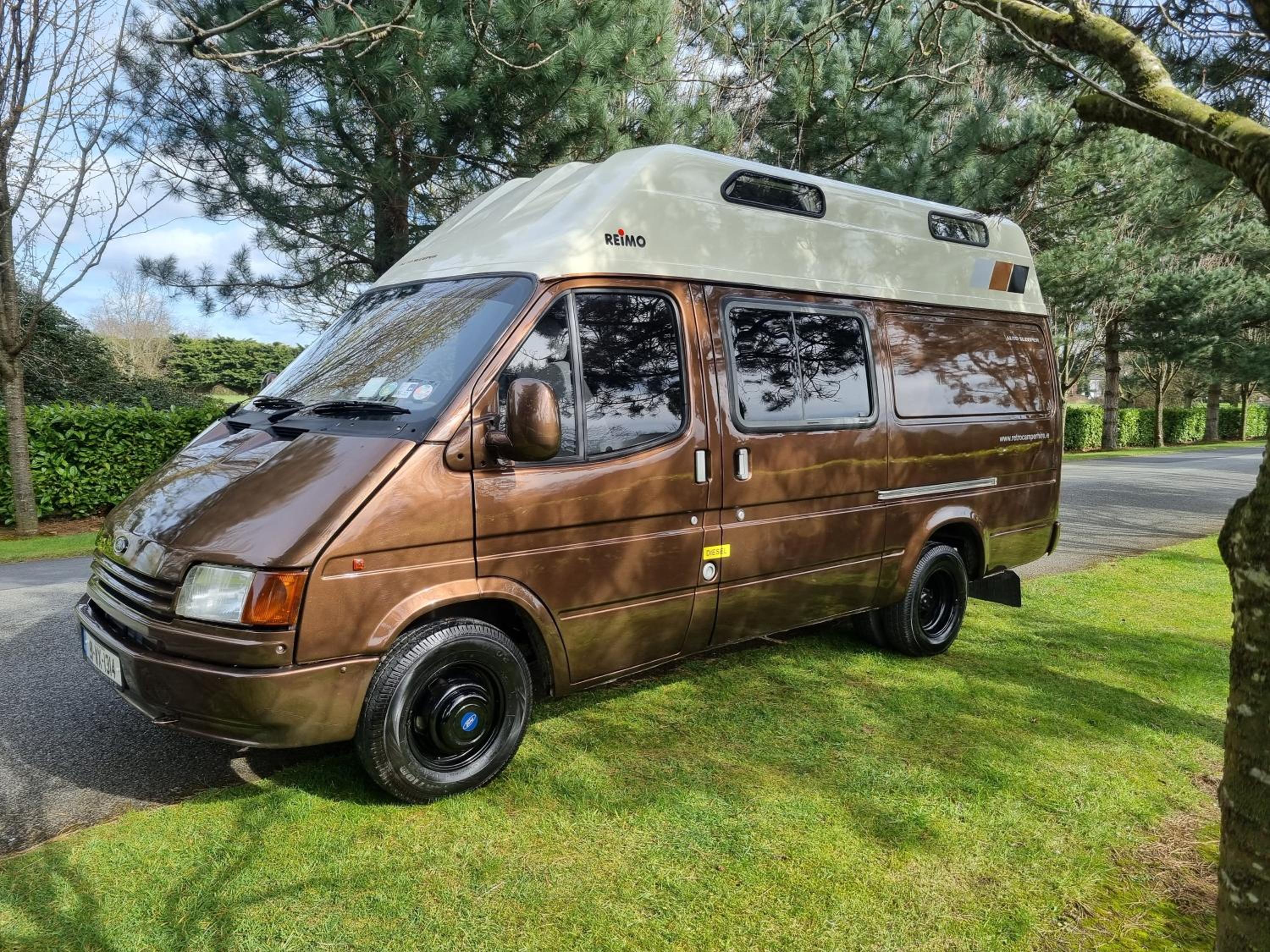 RETRO CAMPER HIRE LTD Campervan Hire Company
