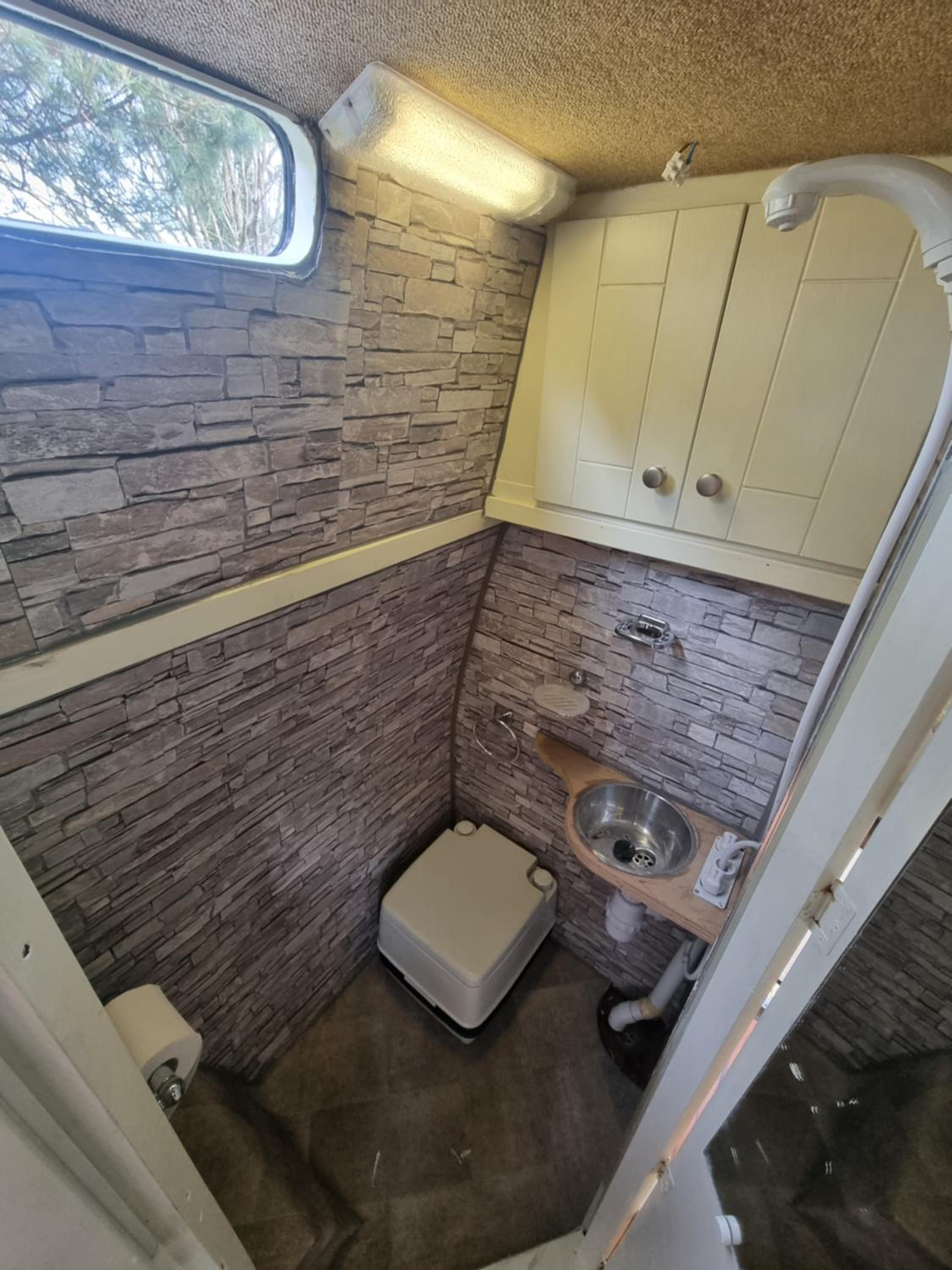 RETRO CAMPER HIRE LTD Campervan Hire Company