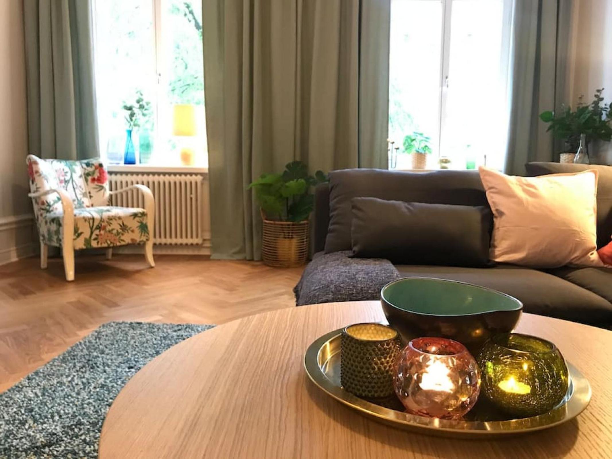 Artistic and light 2 room apartment in SoFo 65sqm view 2