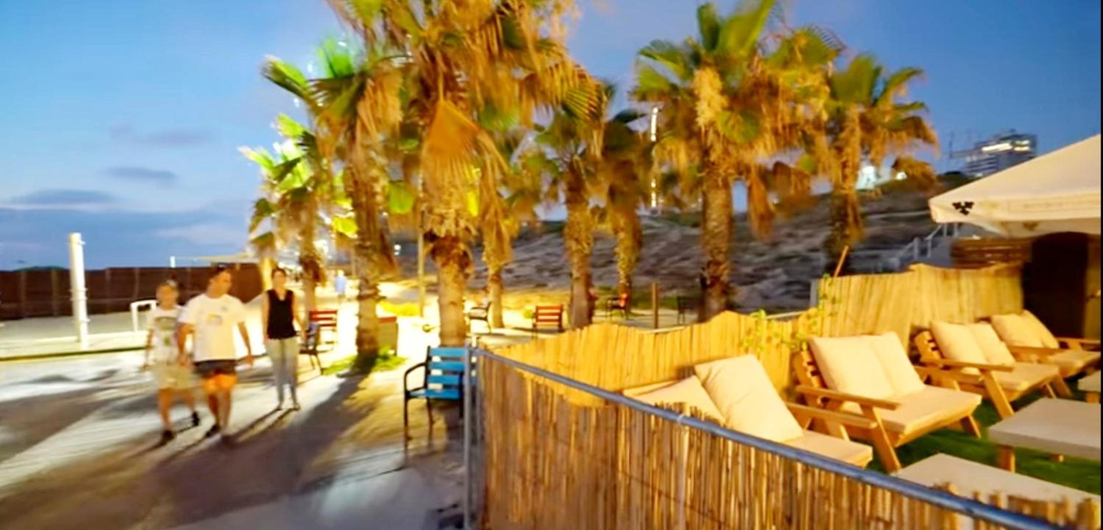 612 apartment on the beach