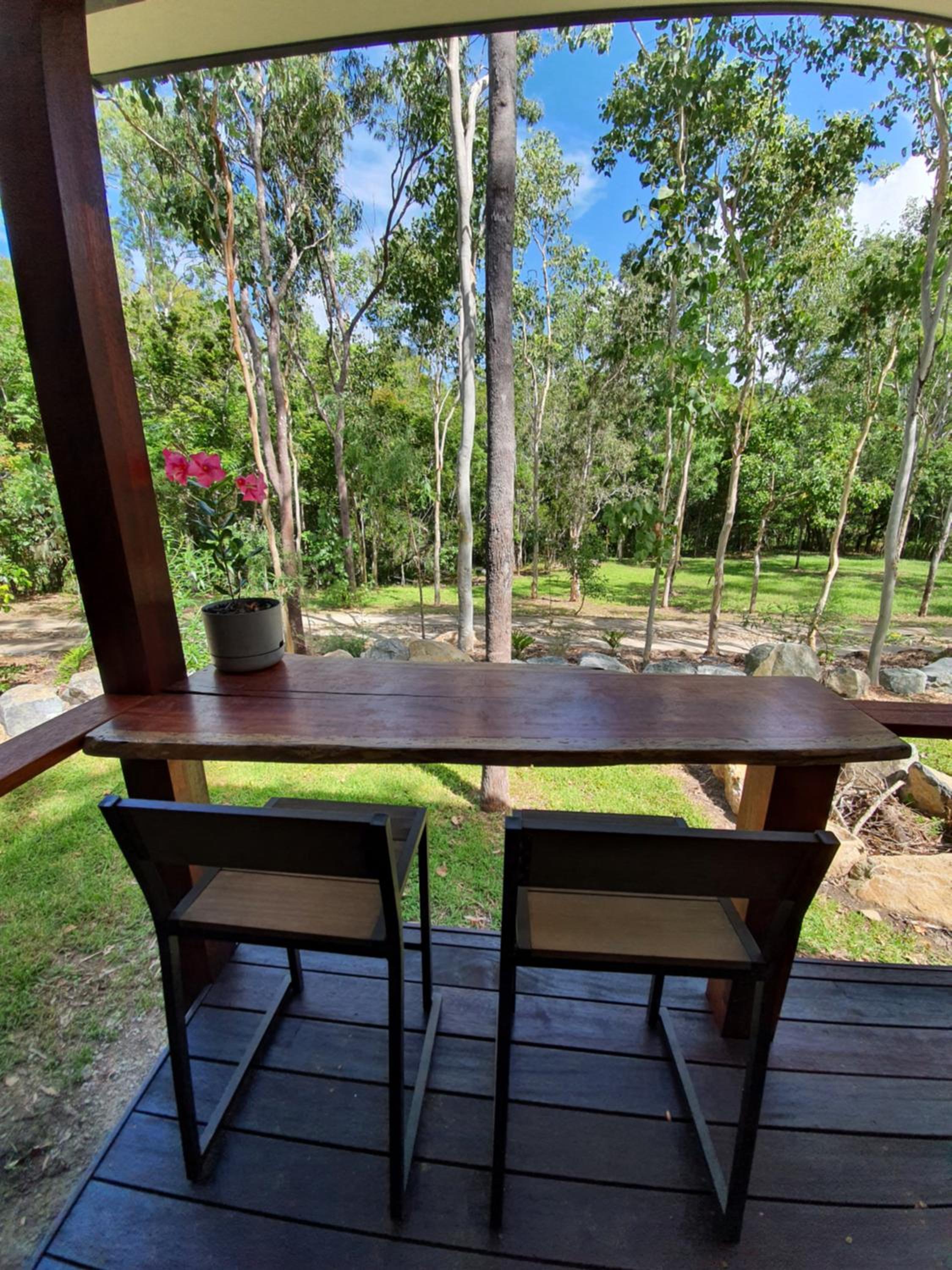 Airlie Beach Eco Cabins - Adults Only