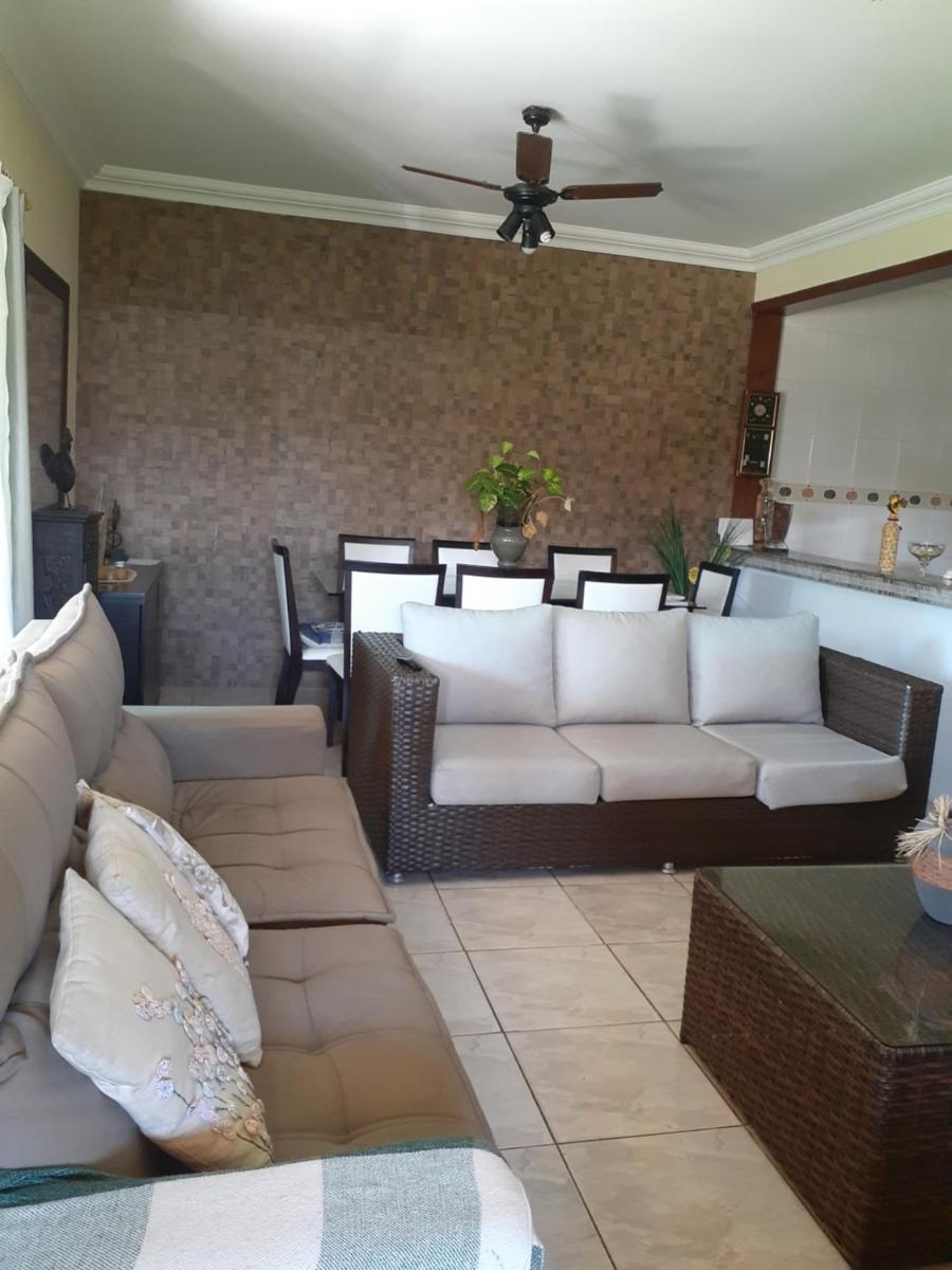CASA DE PRAIA COM PISCINA e AREA GOURMET