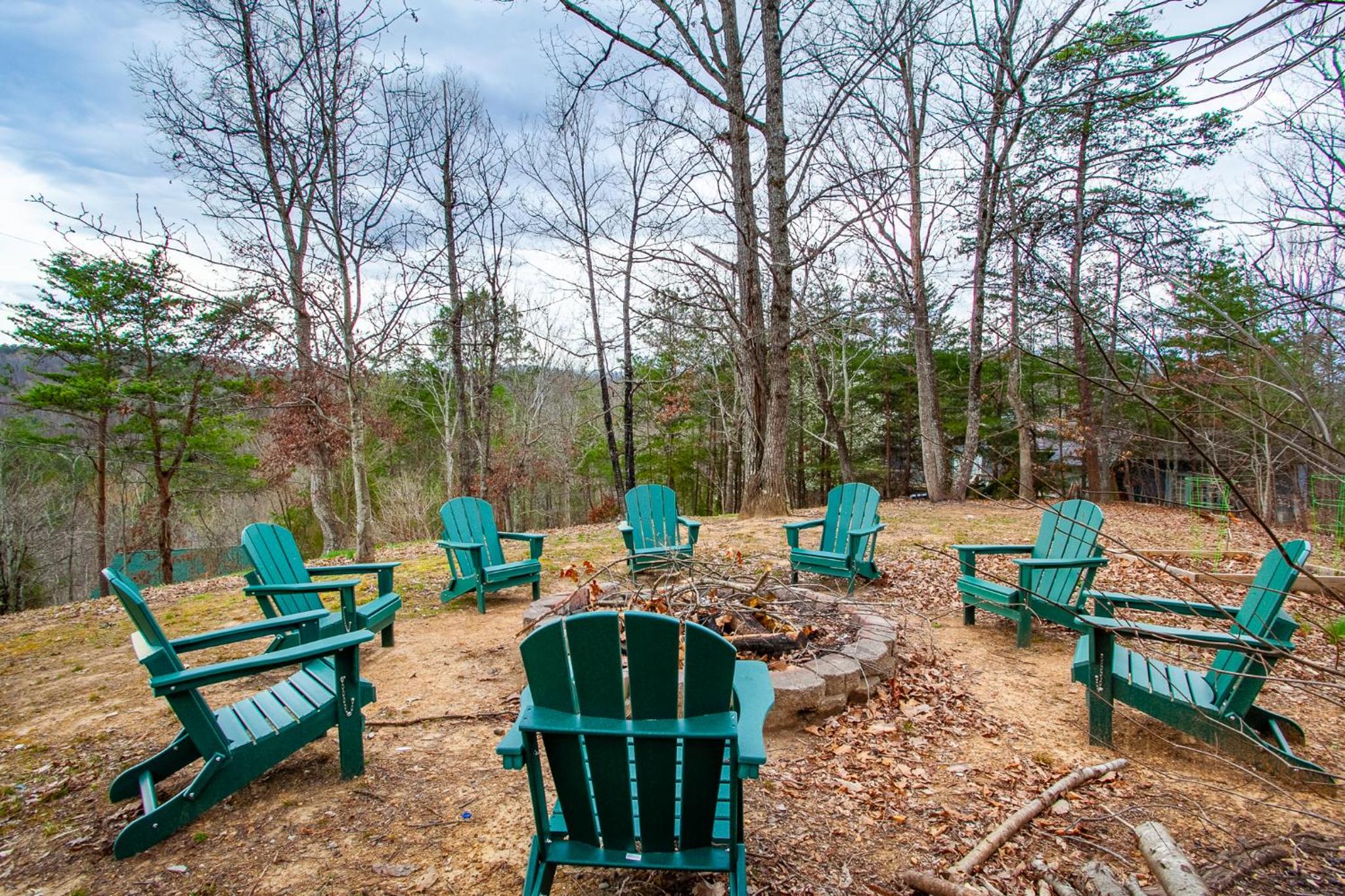 Family Mountain Lodge - Arcade Games, Hot Tub view 4