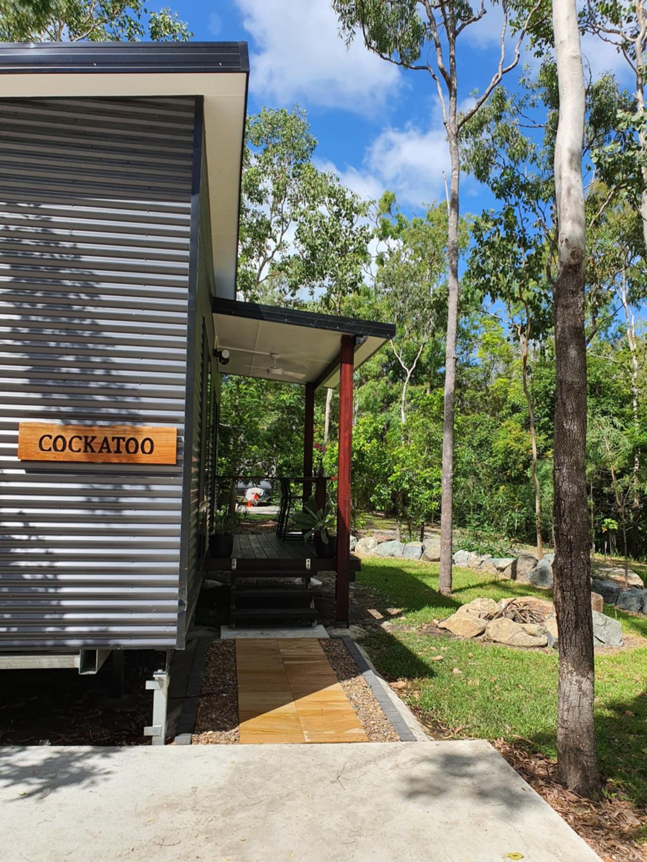 Airlie Beach Eco Cabins - Adults Only