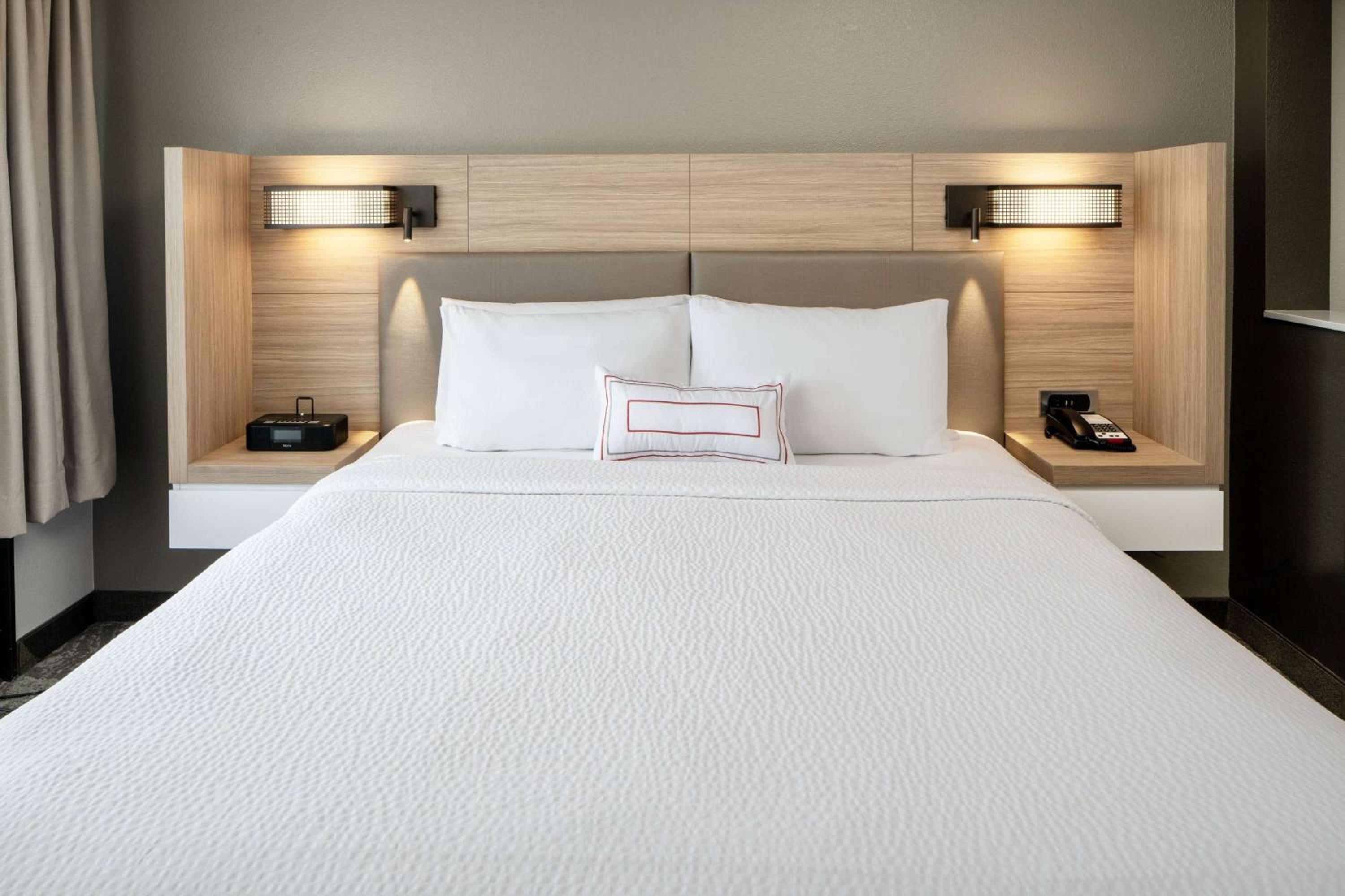 Sonesta Select Nashville Airport Suites - Property Image 14