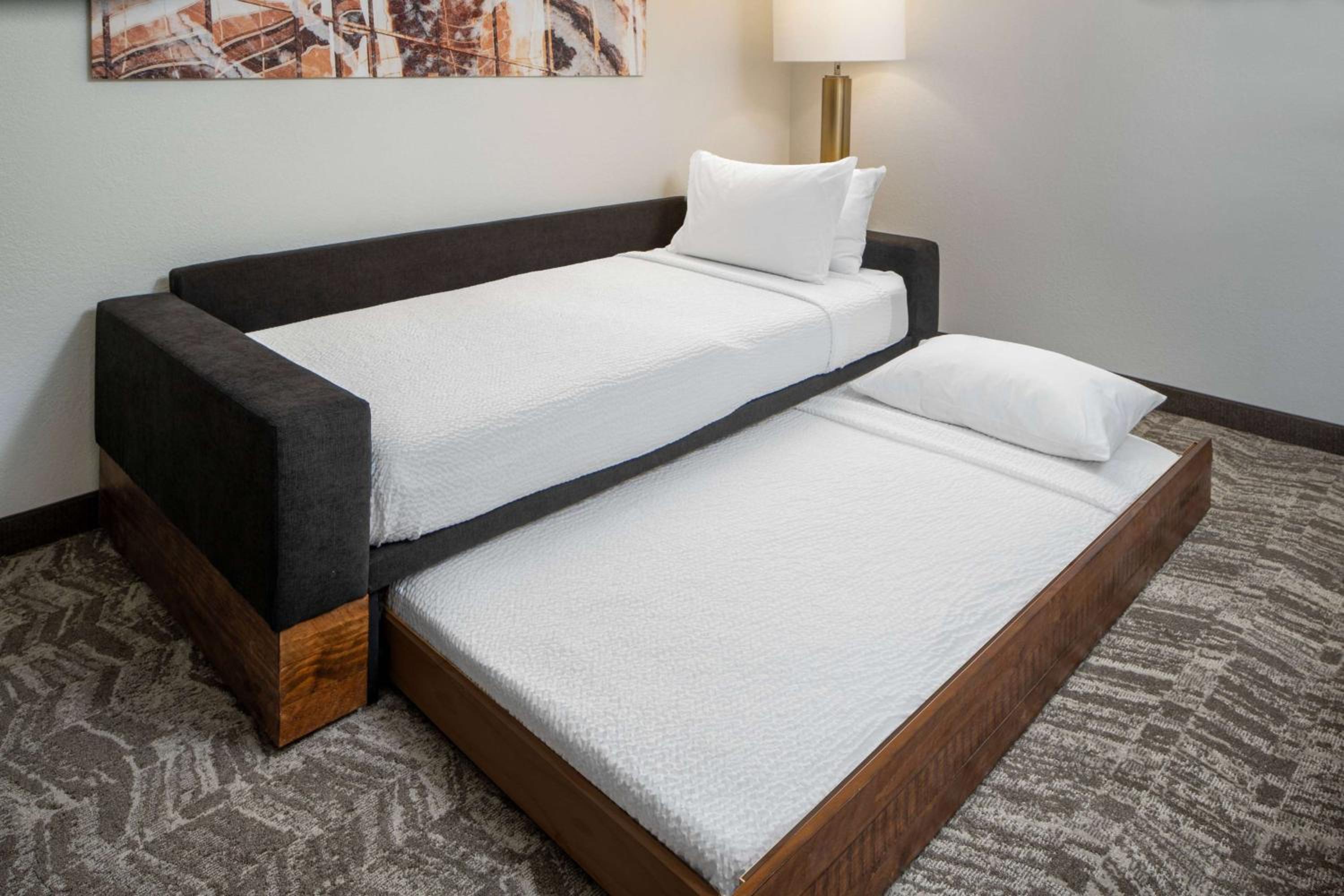 Sonesta Select Nashville Airport Suites - Property Image 12