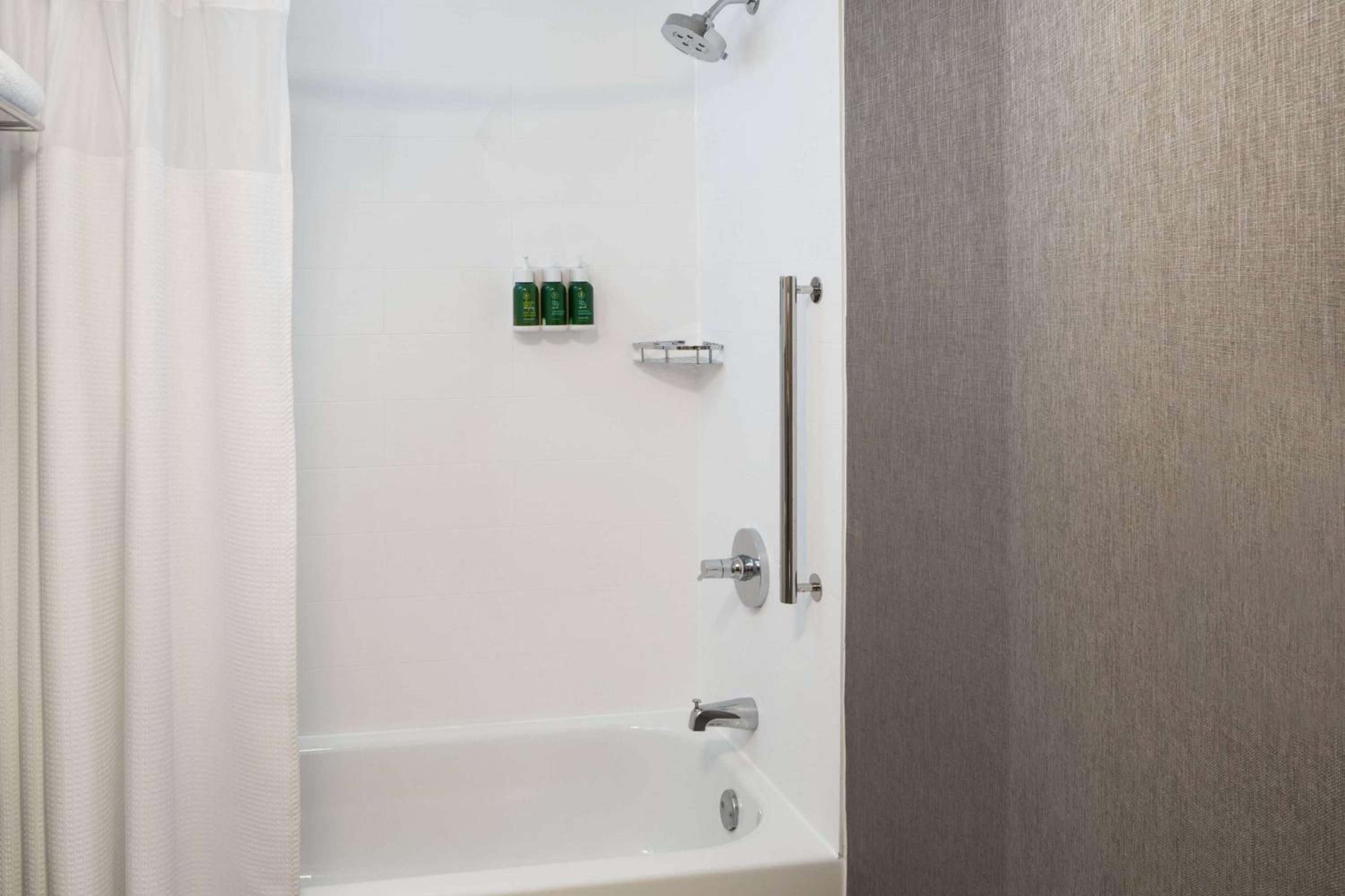 Sonesta Select Nashville Airport Suites - Property Image 9