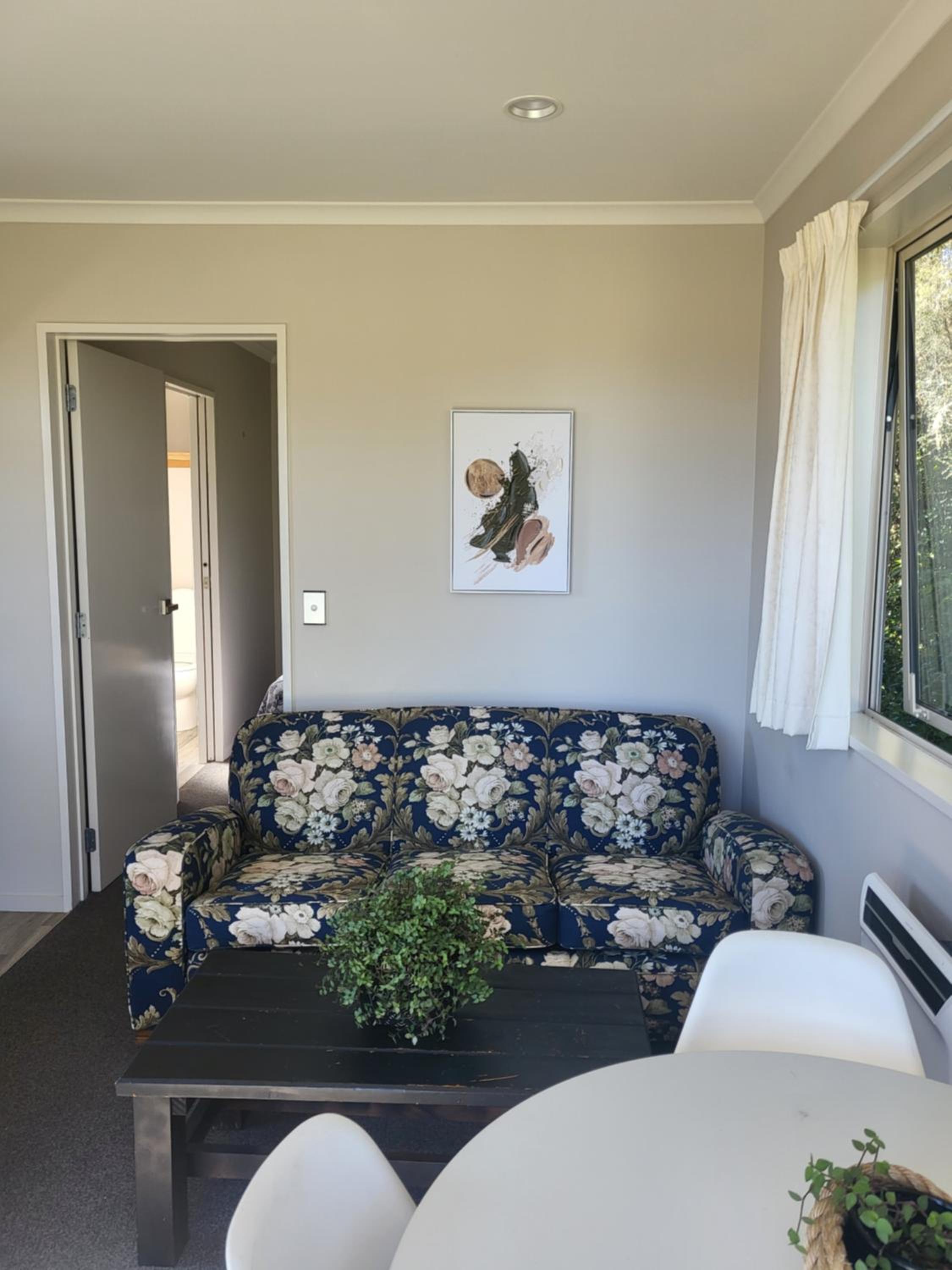 Misty Peaks Cottage view 5