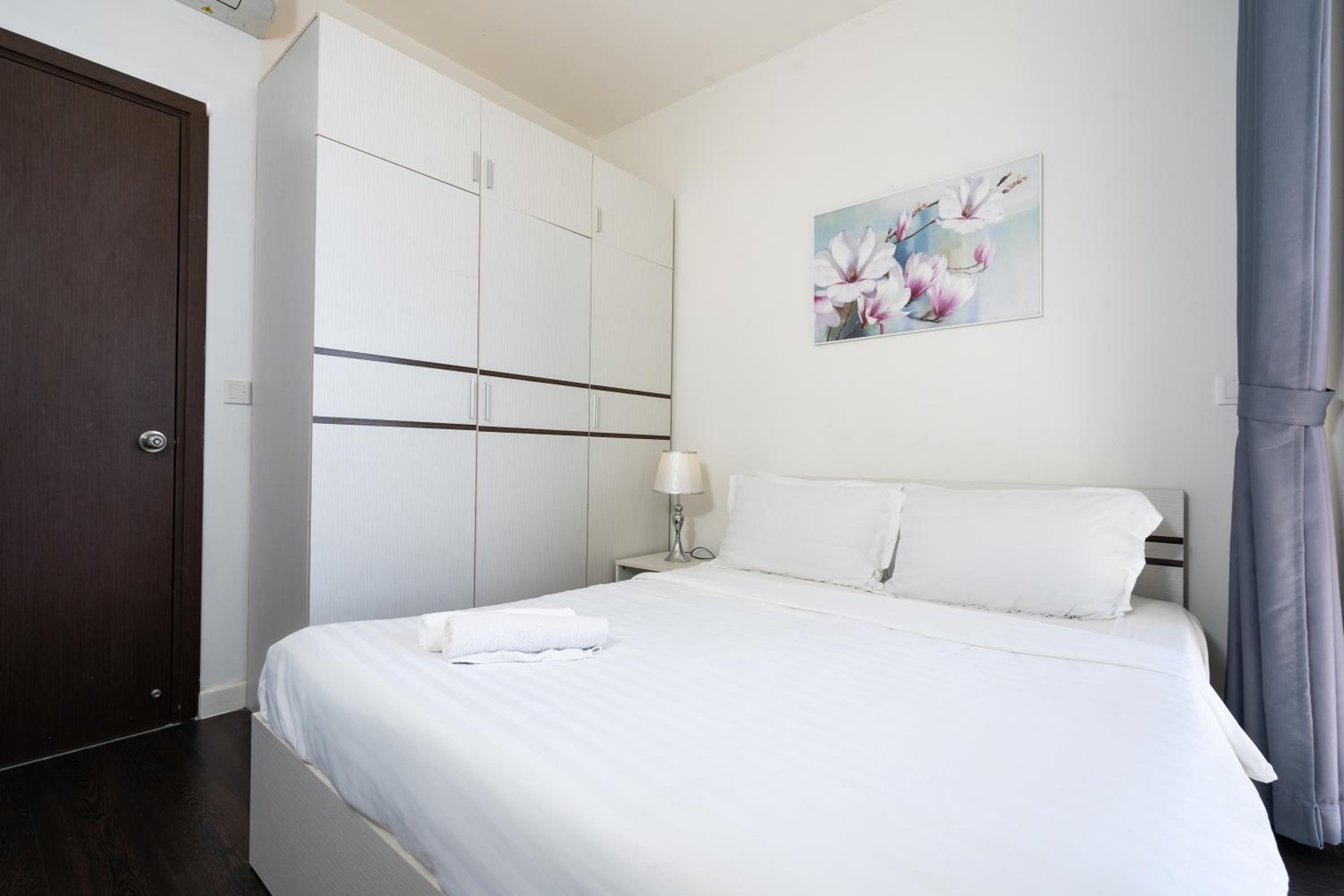 Tresor lovely condo 3 bedrooms in center