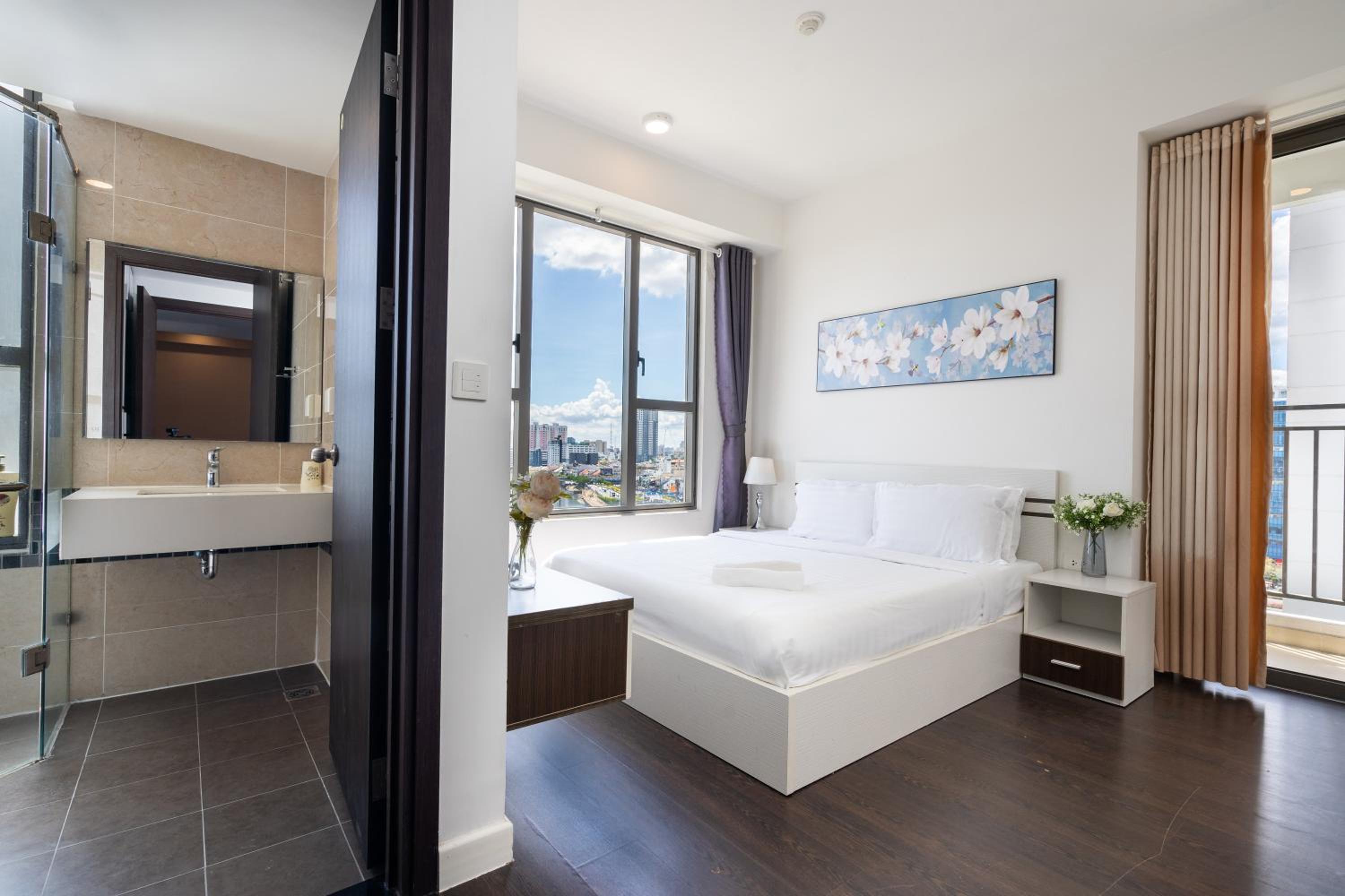 Tresor lovely condo 3 bedrooms in center